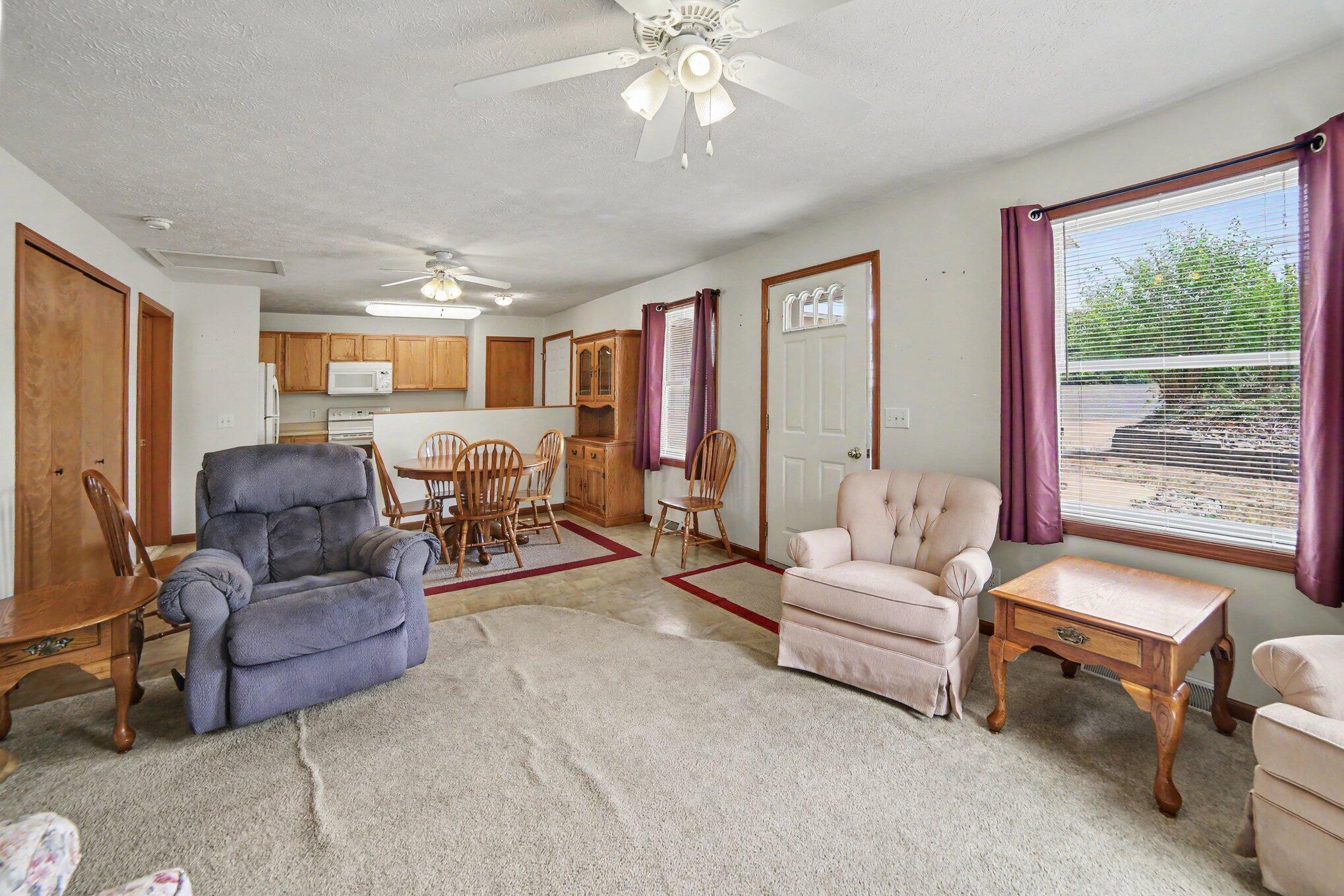 218 Devonwood Drive Property Photo 4