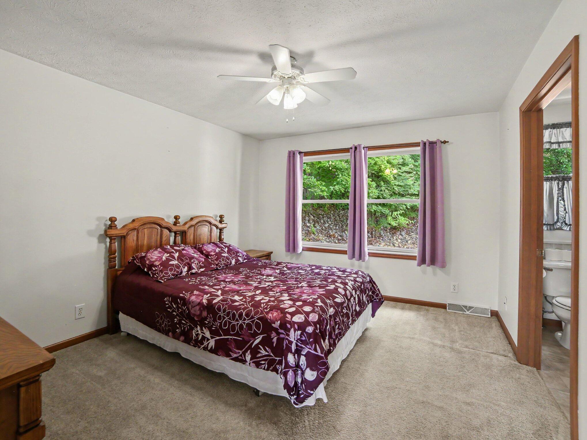 218 Devonwood Drive Property Photo 10