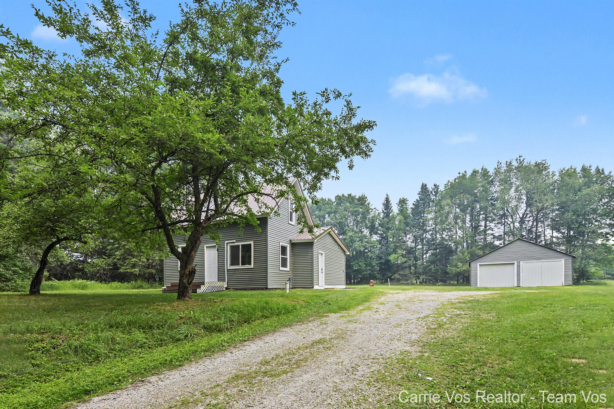 3251 E 46 Road Property Photo 1