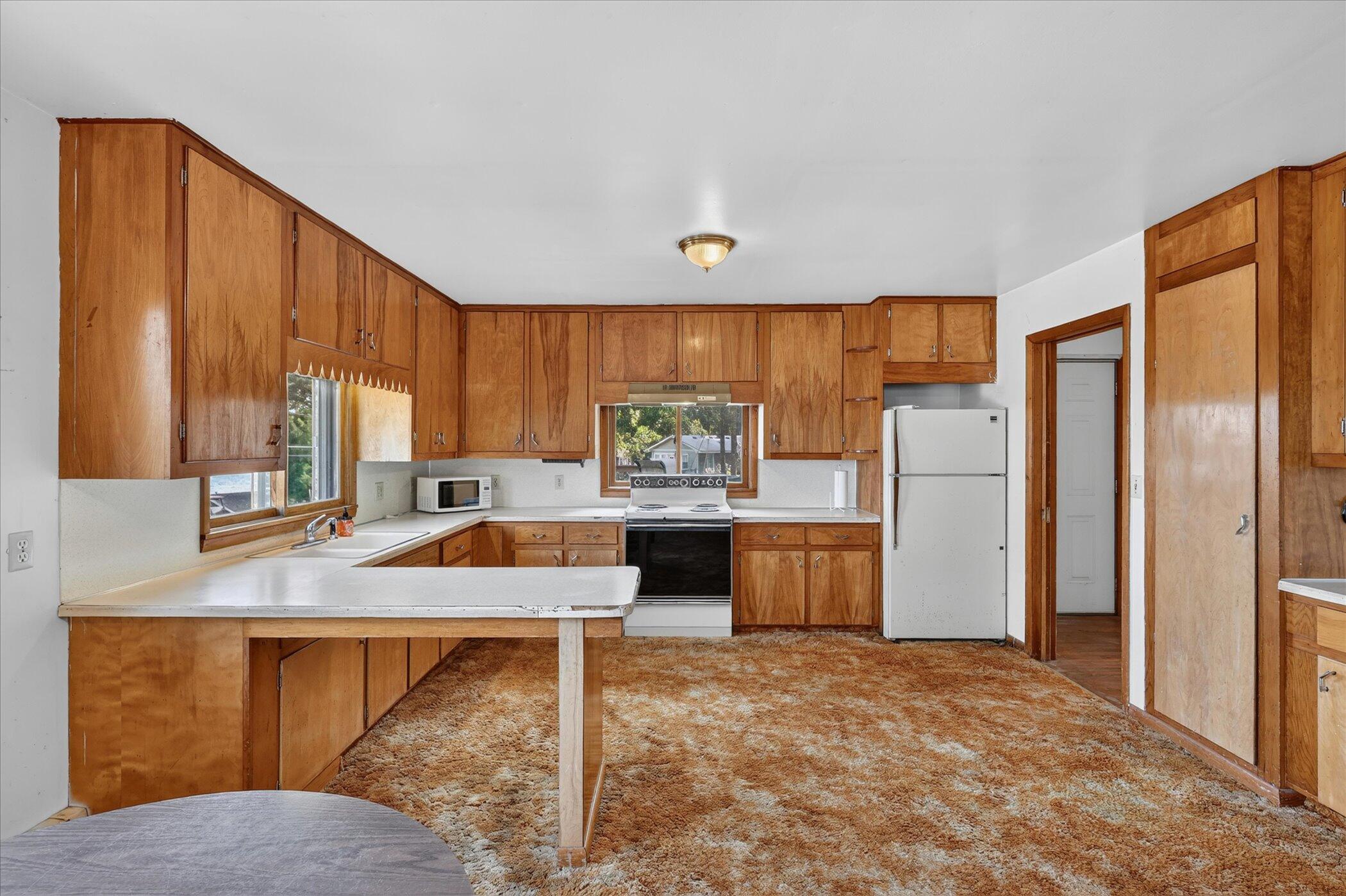 2610 S Shore Drive Property Photo 15