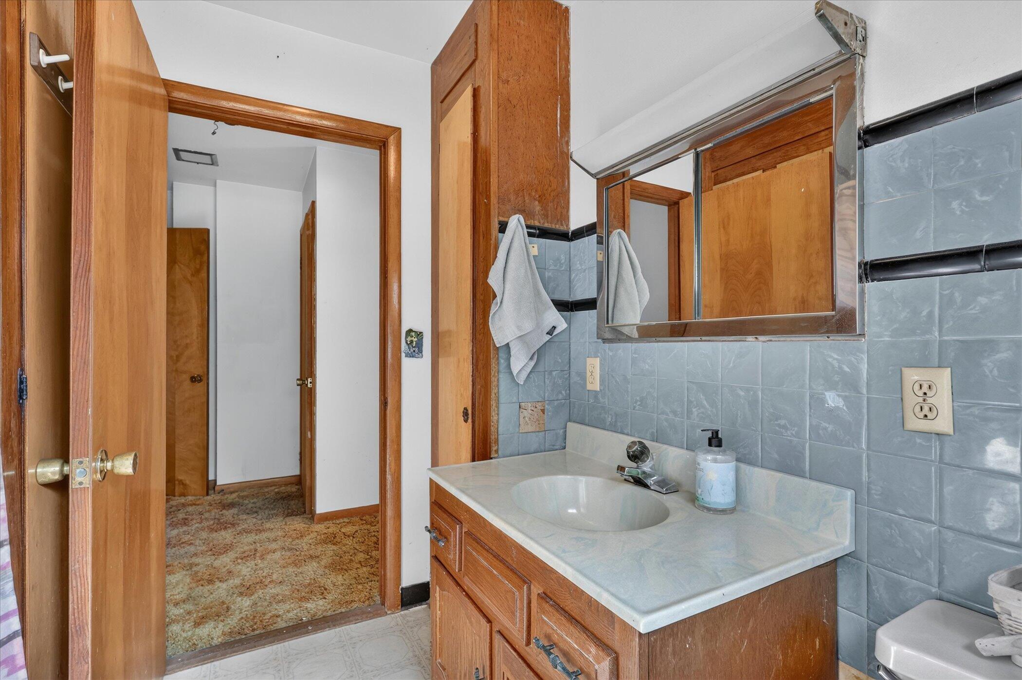 2610 S Shore Drive Property Photo 24