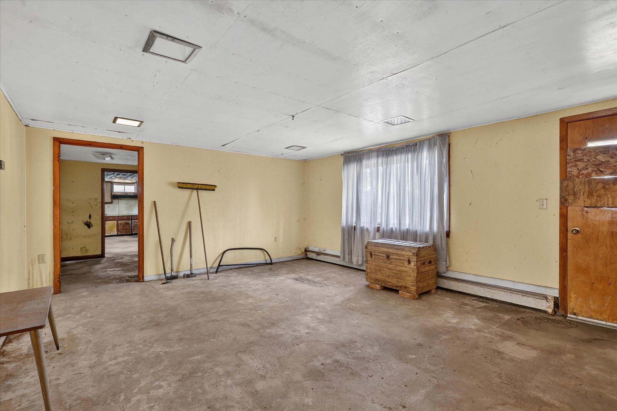2610 S Shore Drive Property Photo 27