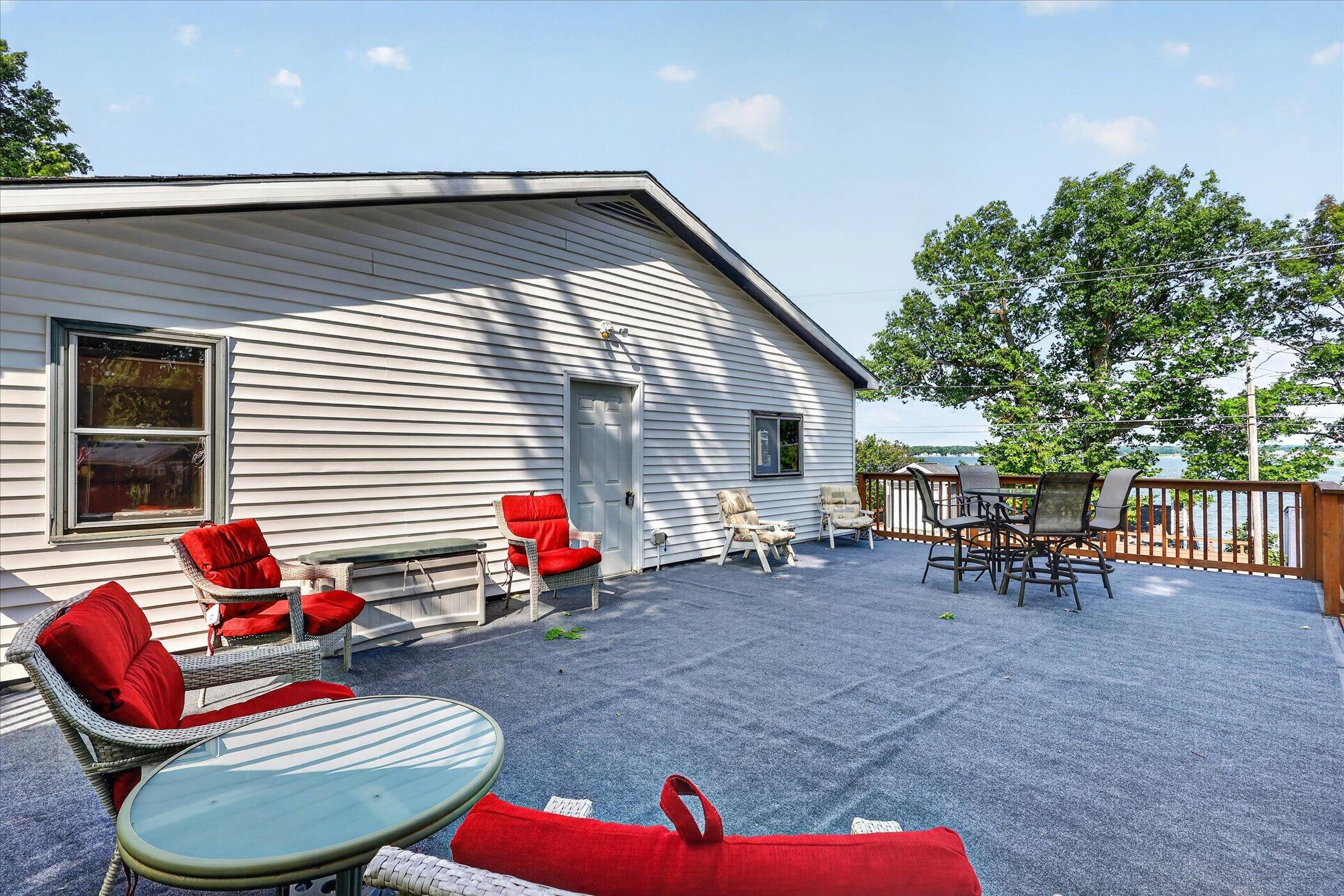 2610 S Shore Drive Property Photo 28
