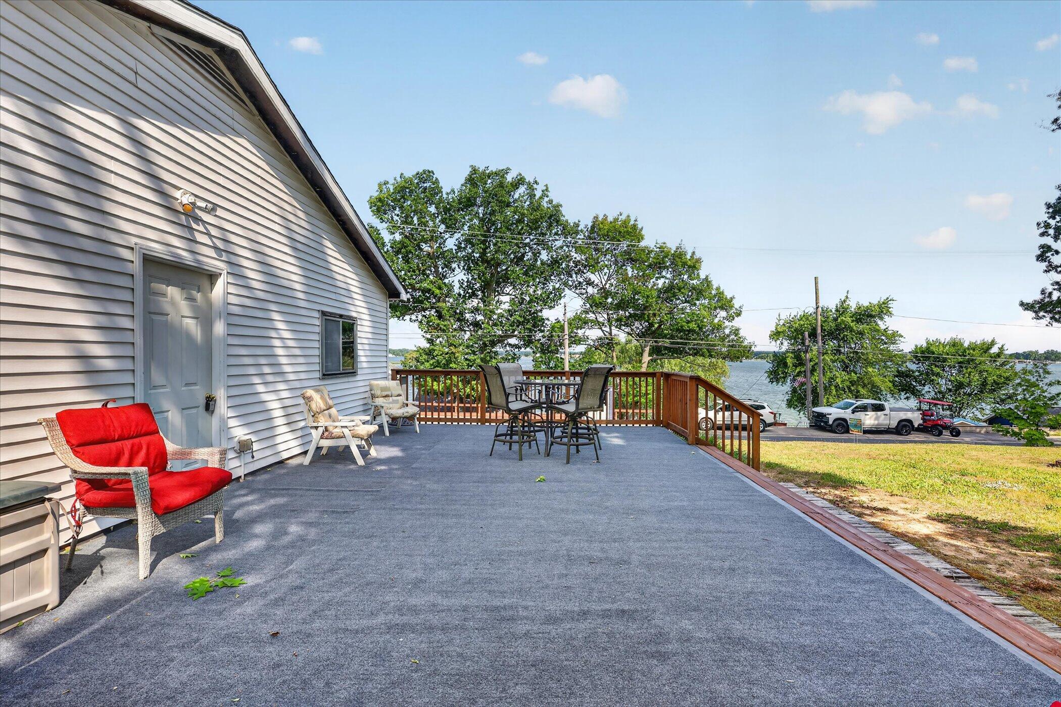 2610 S Shore Drive Property Photo 30
