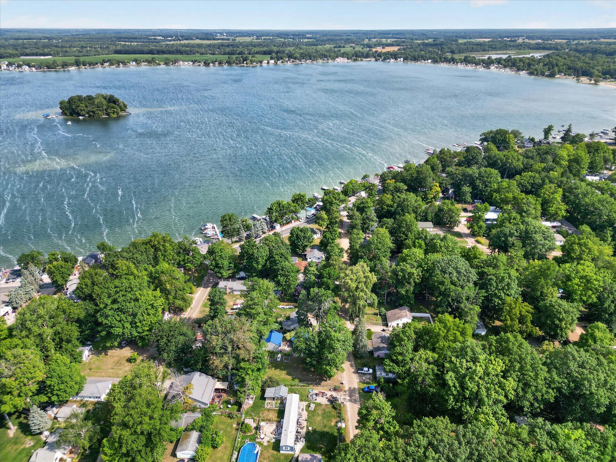 2610 S Shore Drive Property Photo 44