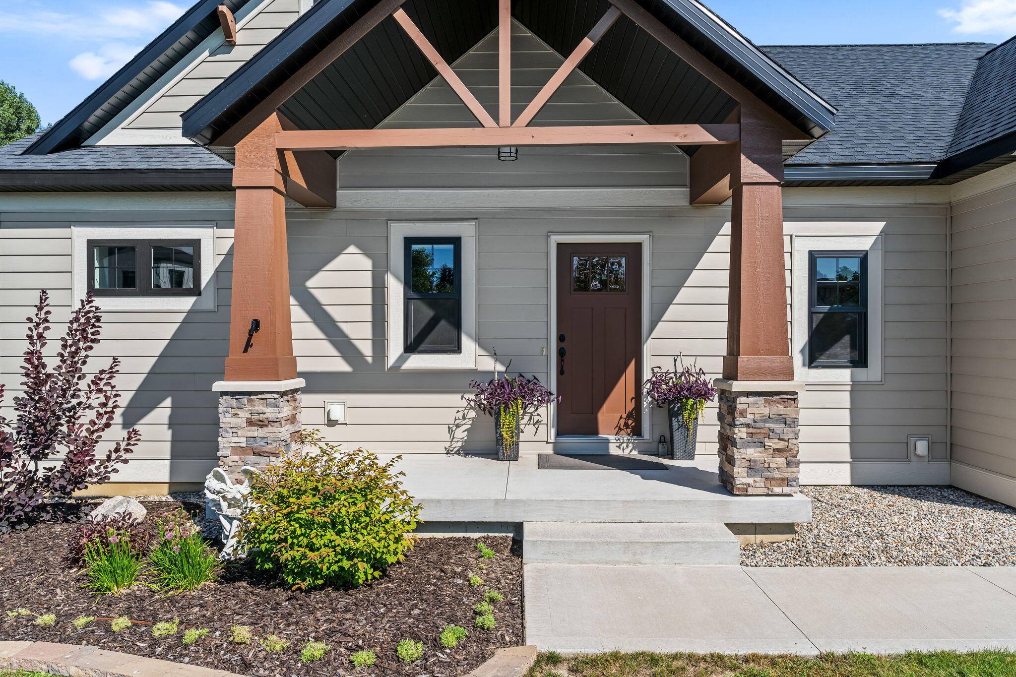 6691 Yamoto Way Property Photo 3