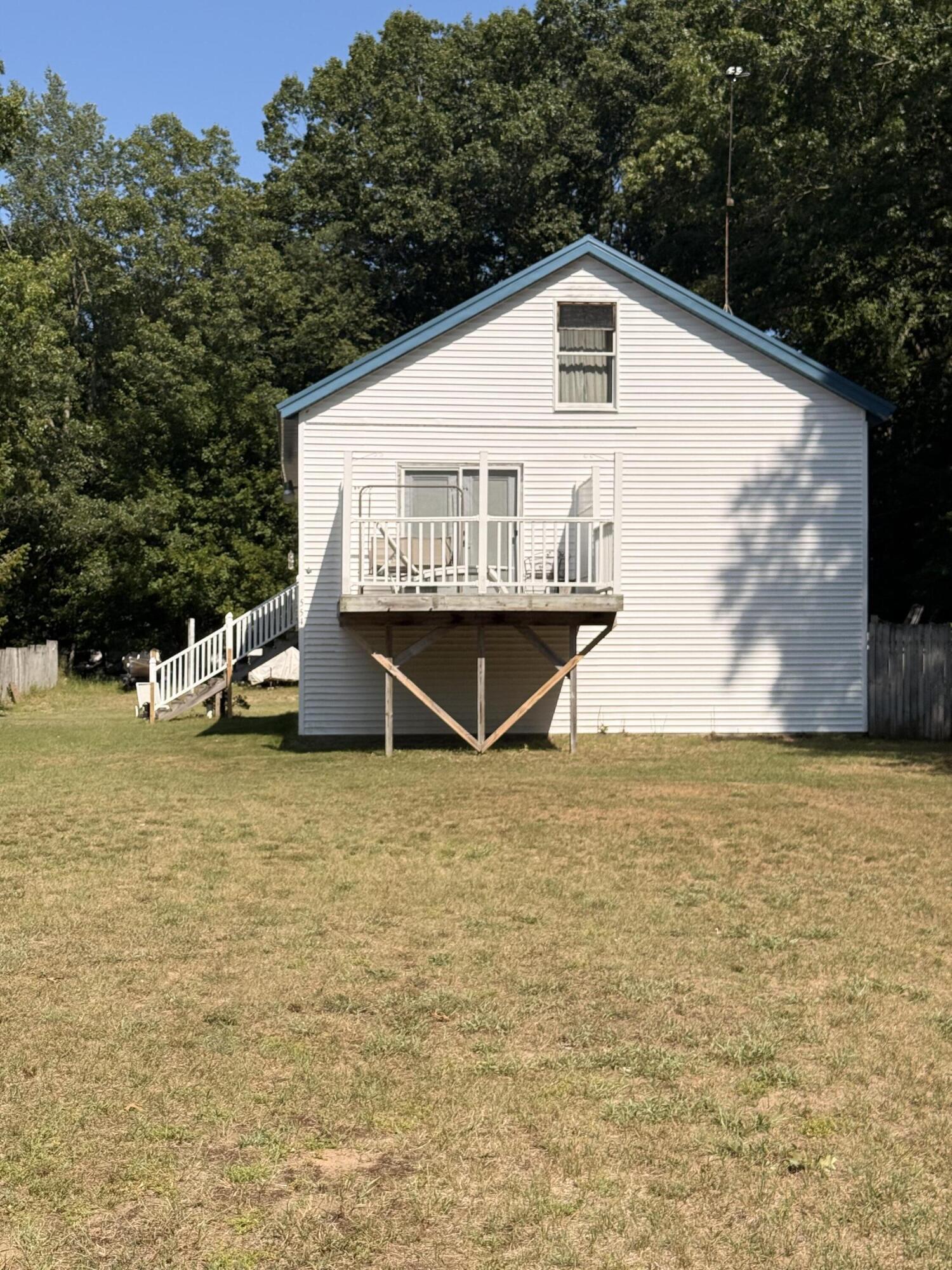 554 N Morris Street Property Photo 1