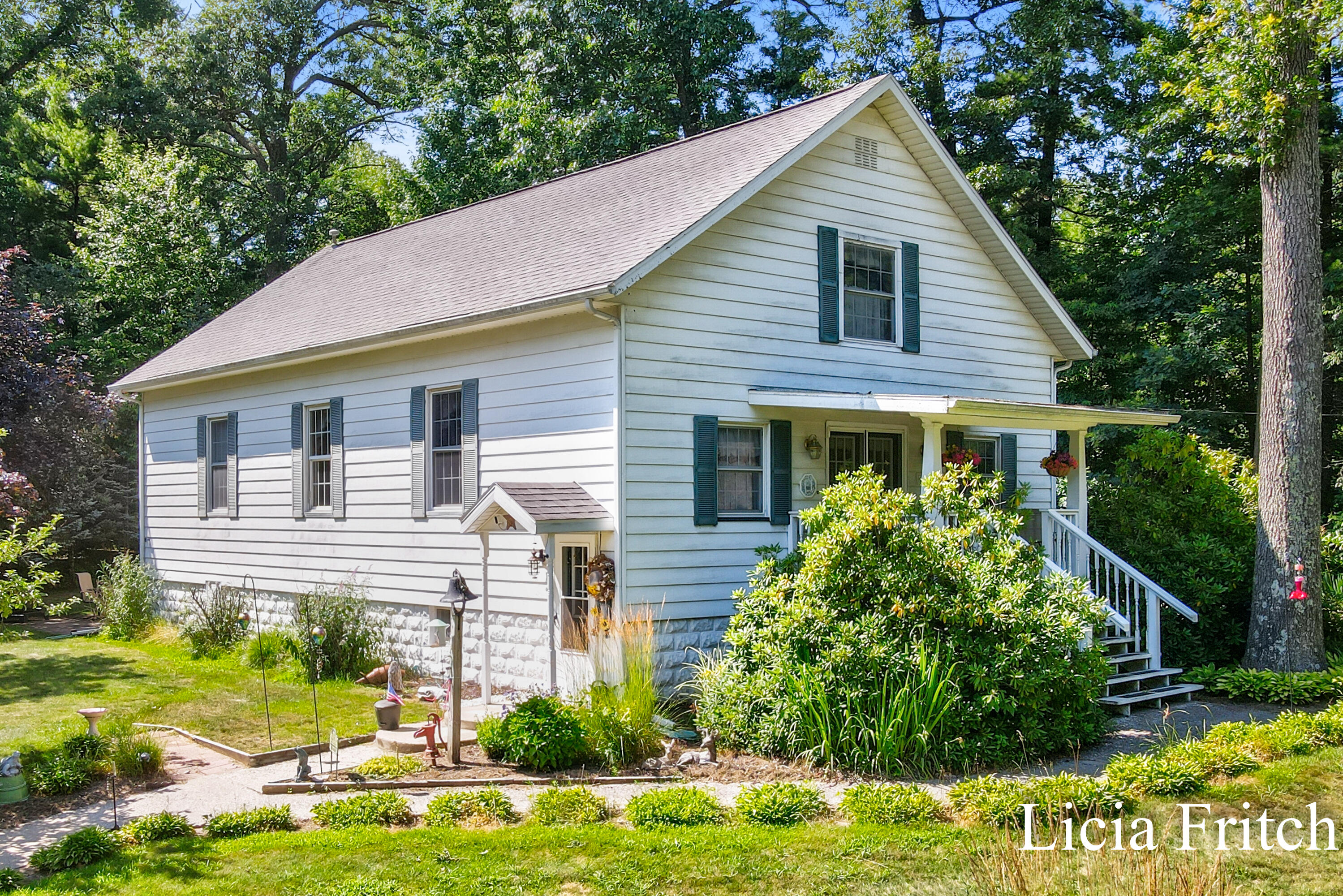 6421 Durham Road Property Photo 1