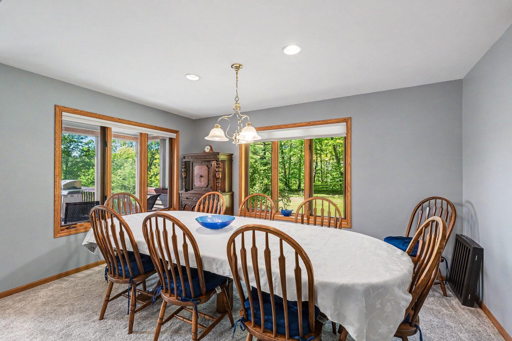 10835 Red Oak Ridge Property Photo 9