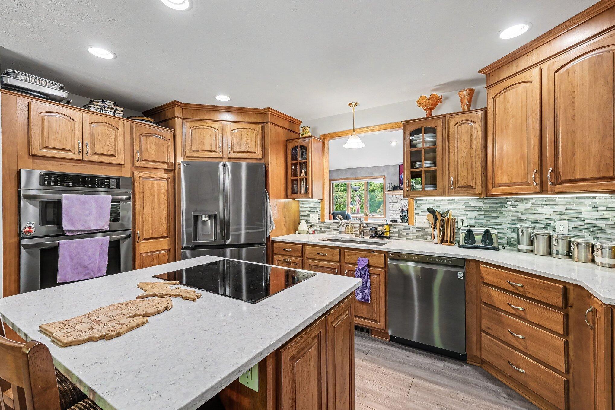10835 Red Oak Ridge Property Photo 10