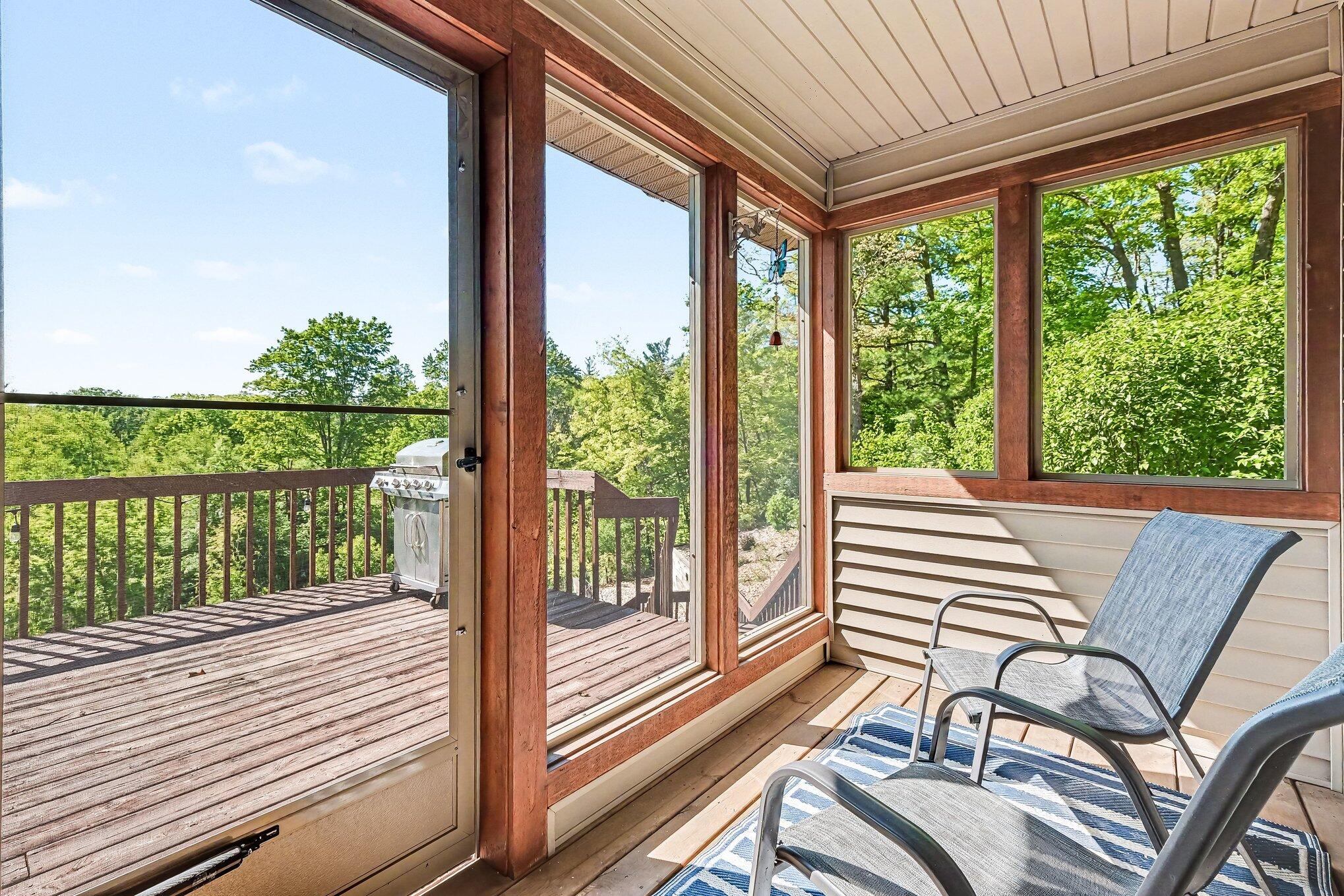 10835 Red Oak Ridge Property Photo 15