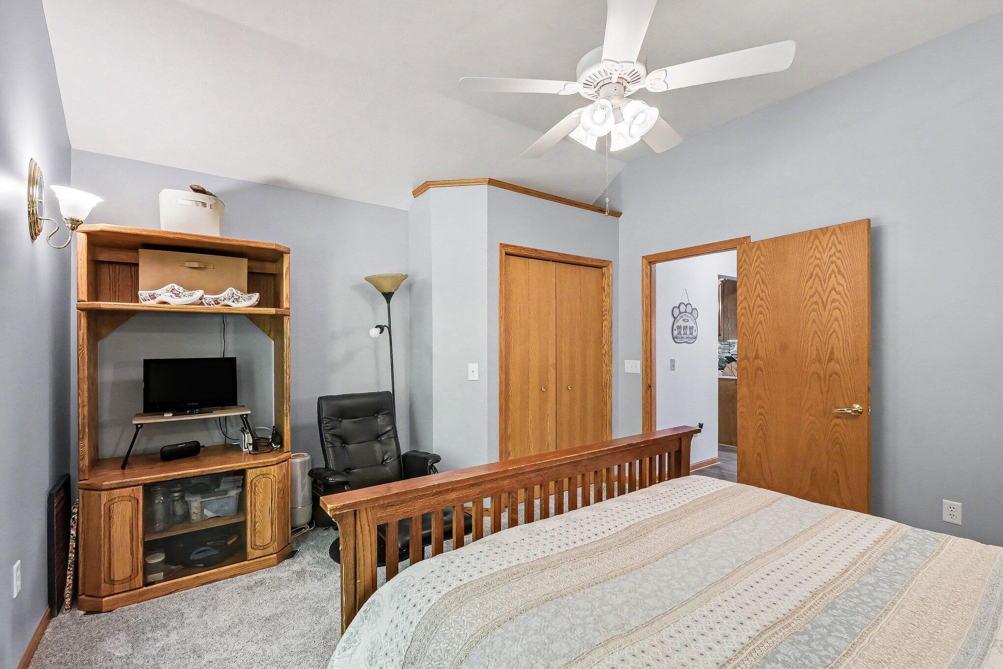 10835 Red Oak Ridge Property Photo 21
