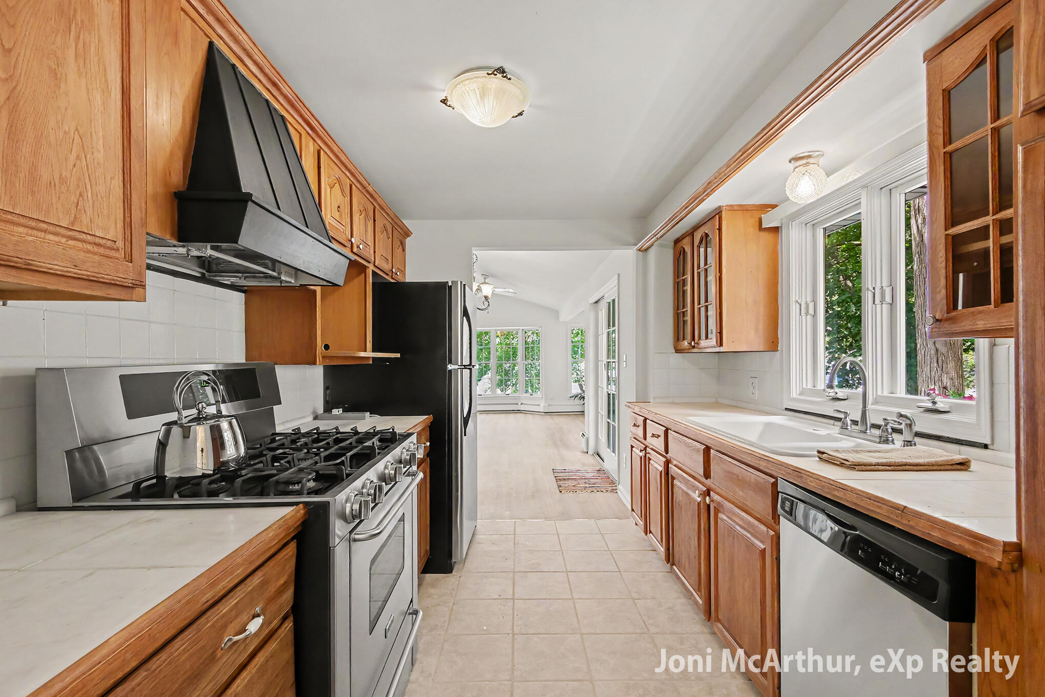 11613 Orchard Park Drive Ne Property Photo 9