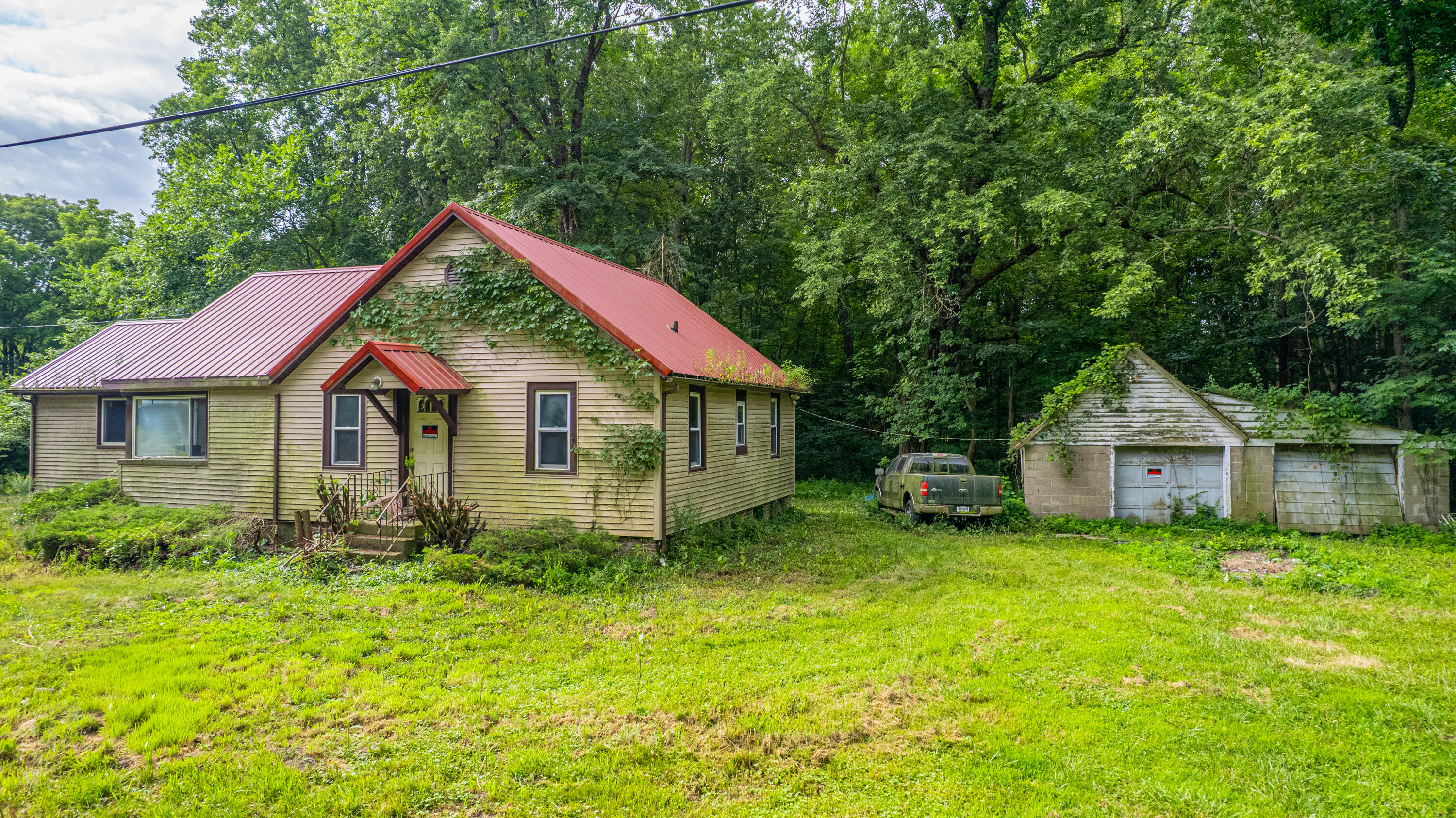 346 E 900 N Property Photo 1