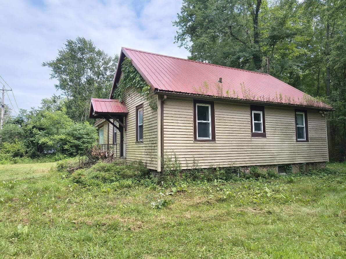 346 E 900 N Property Photo 2