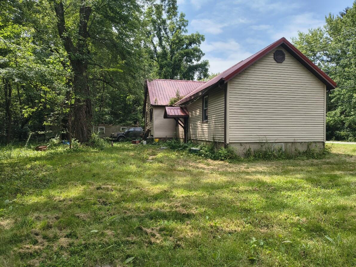 346 E 900 N Property Photo 3