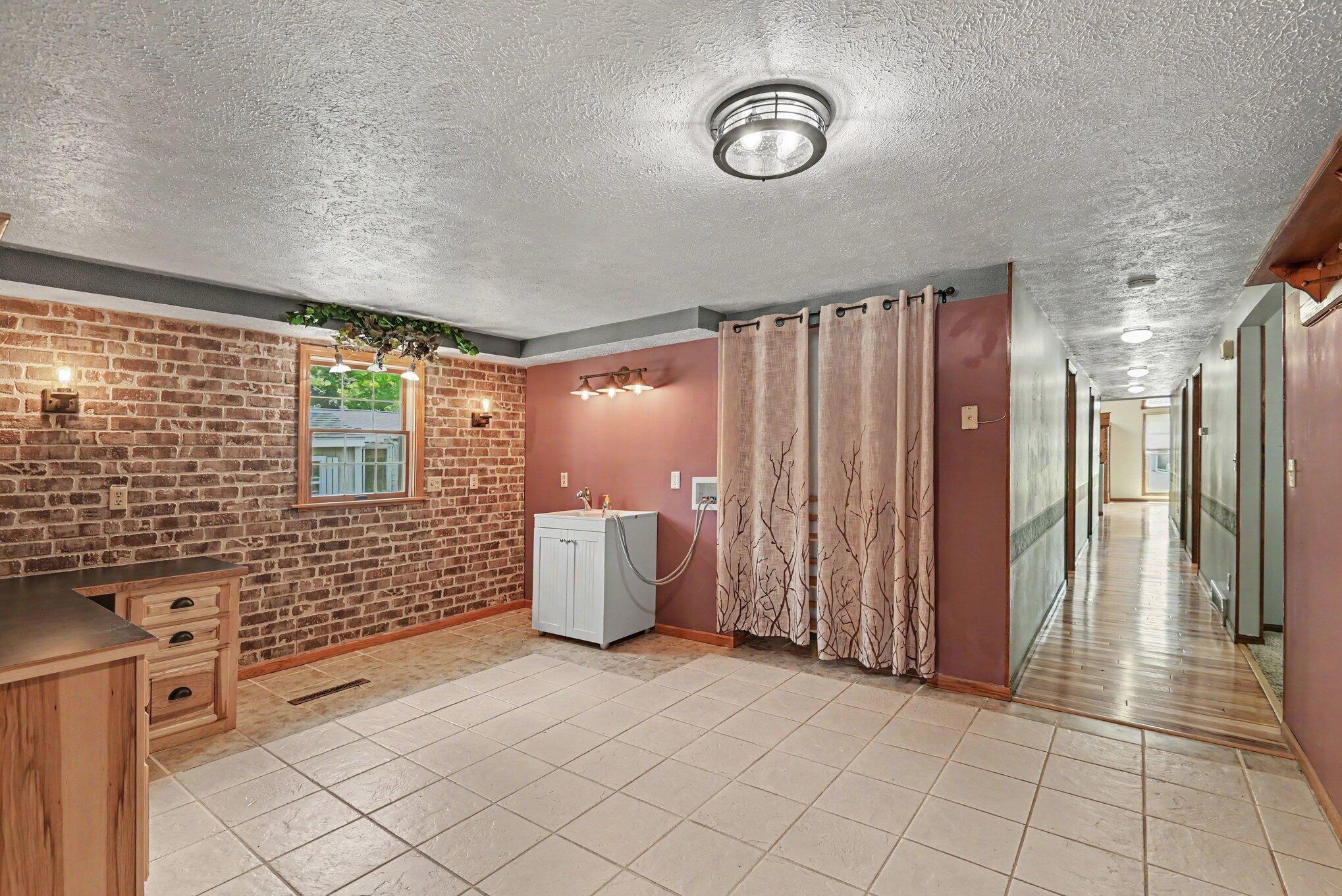 217 Prospect Street Property Photo 8