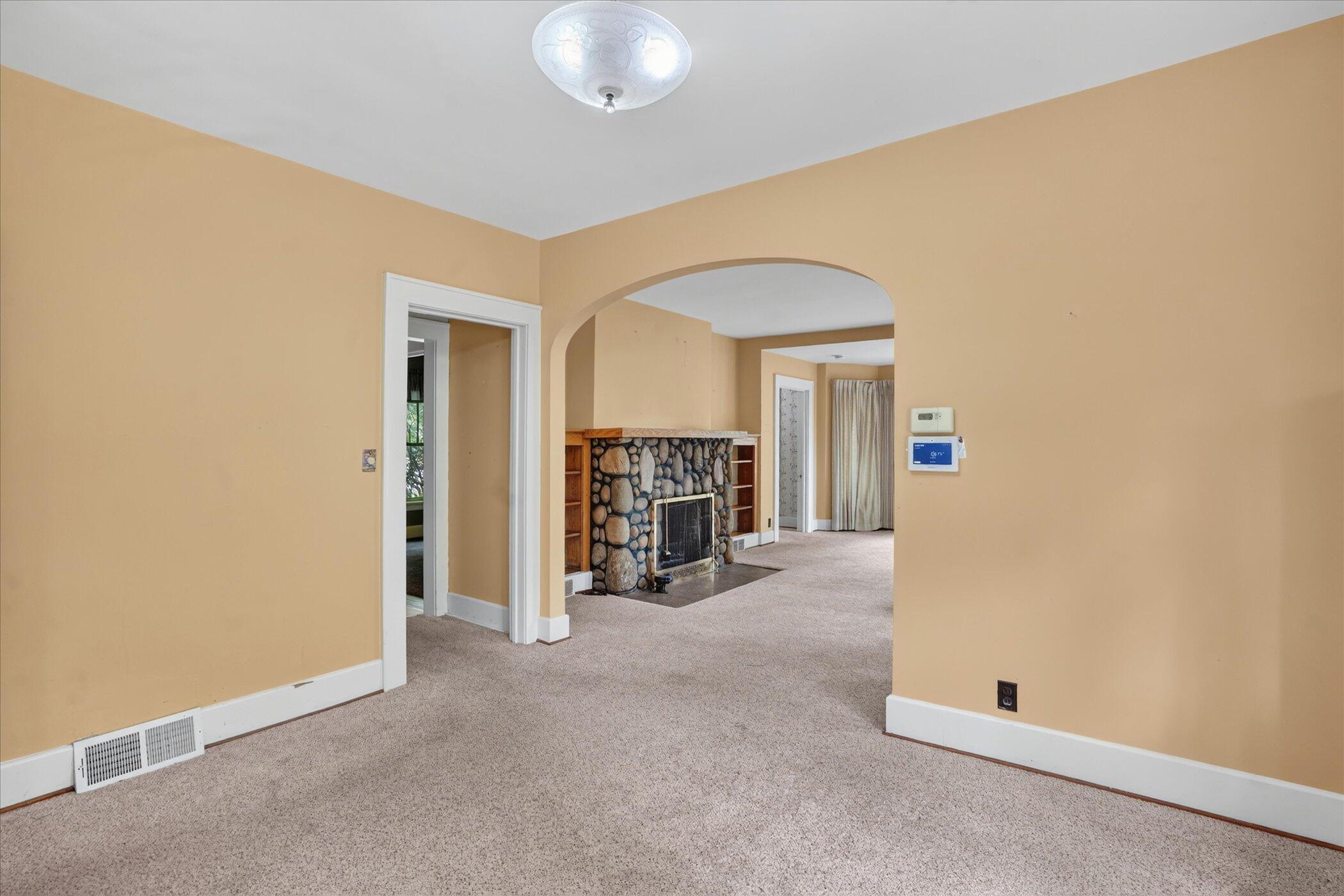 1318 E Michigan Avenue Property Photo 17