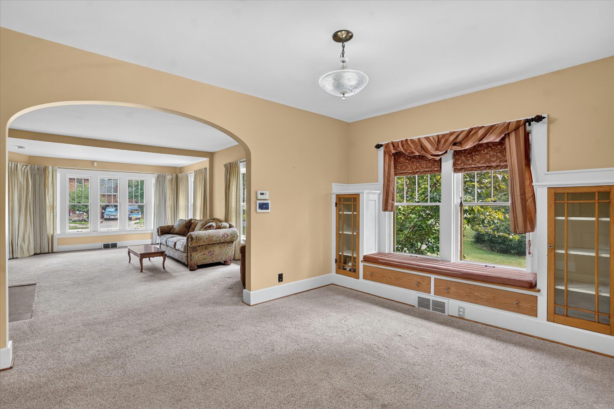 1318 E Michigan Avenue Property Photo 18
