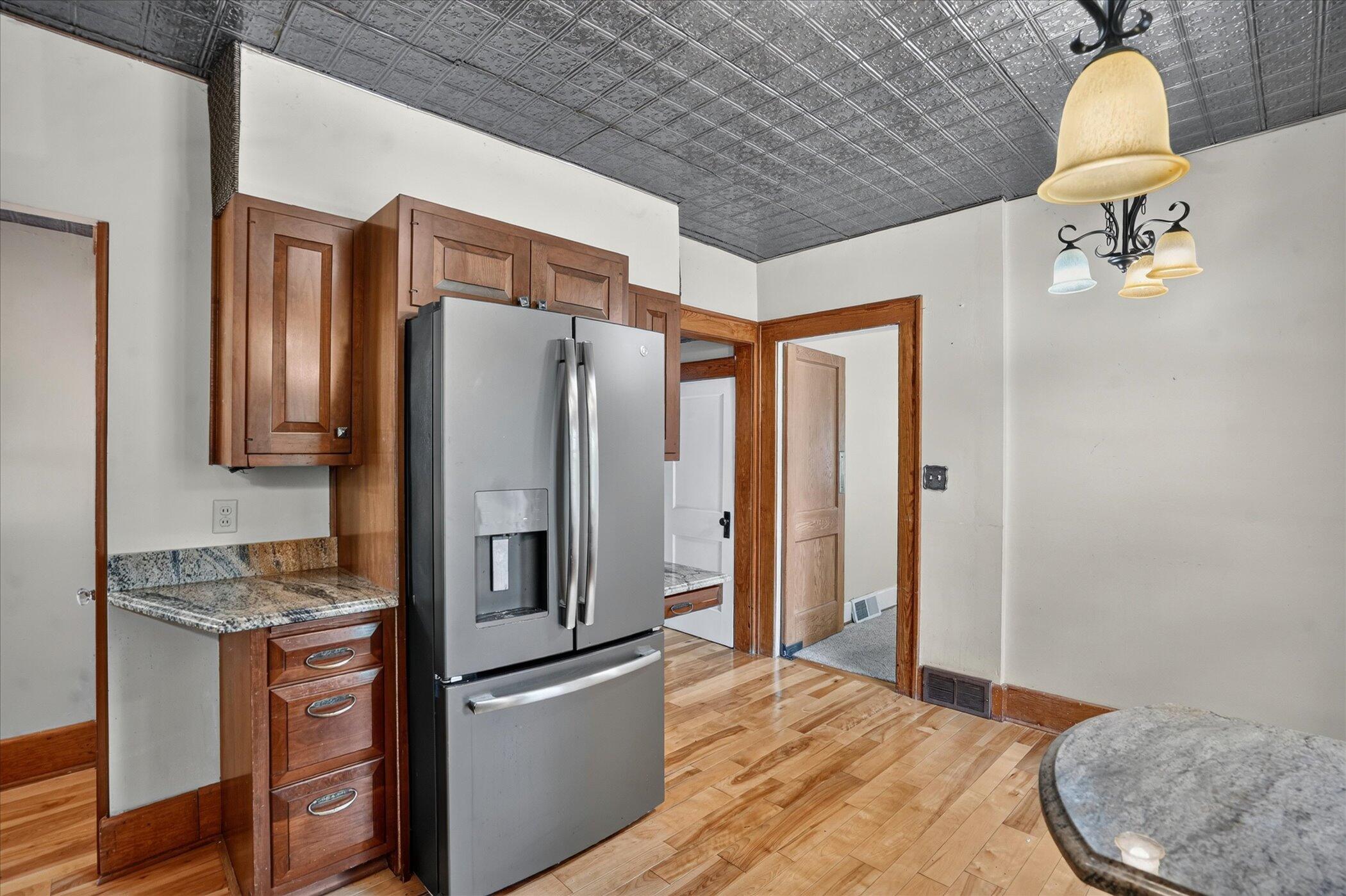 1318 E Michigan Avenue Property Photo 22