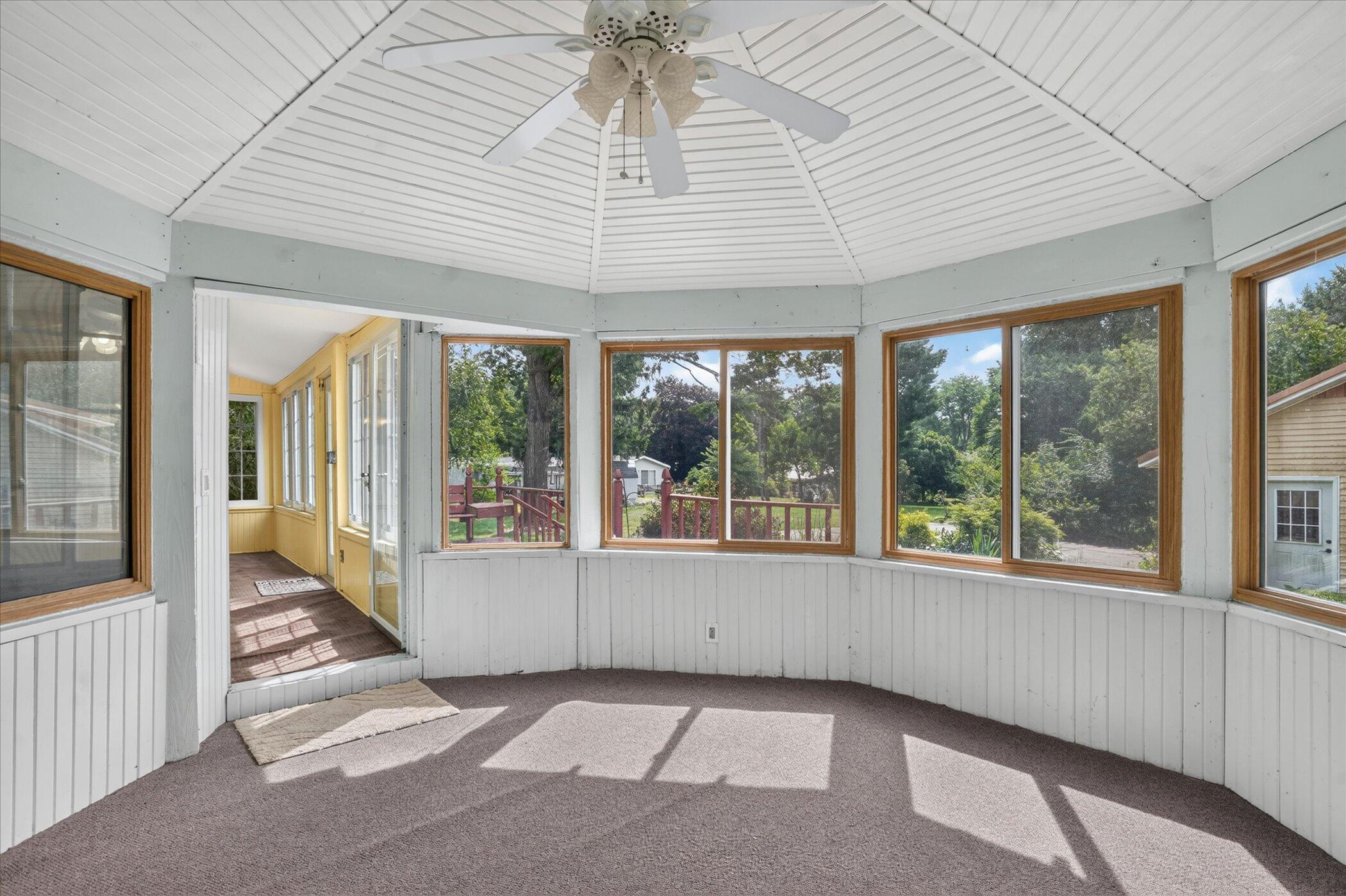 1318 E Michigan Avenue Property Photo 24