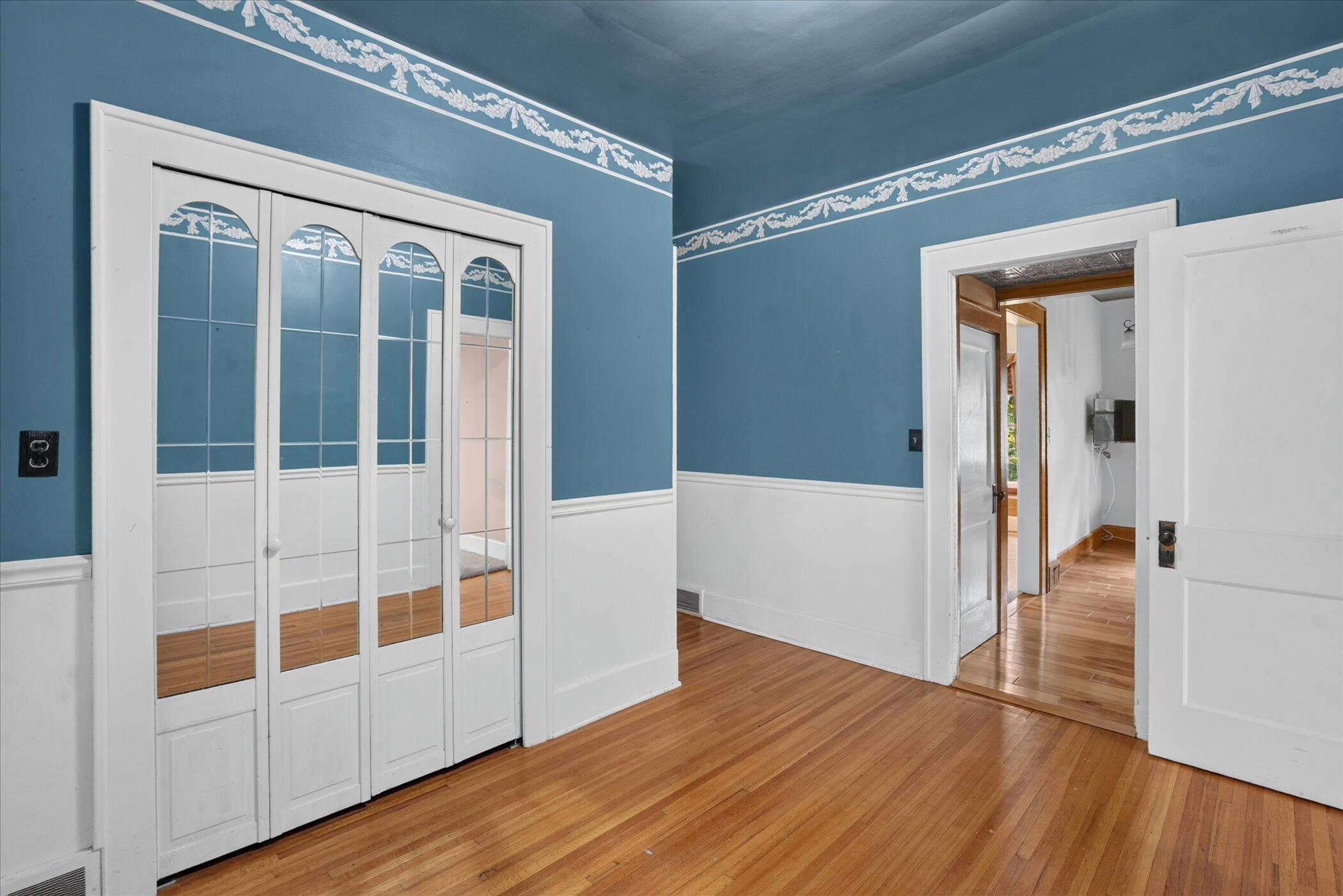 1318 E Michigan Avenue Property Photo 28