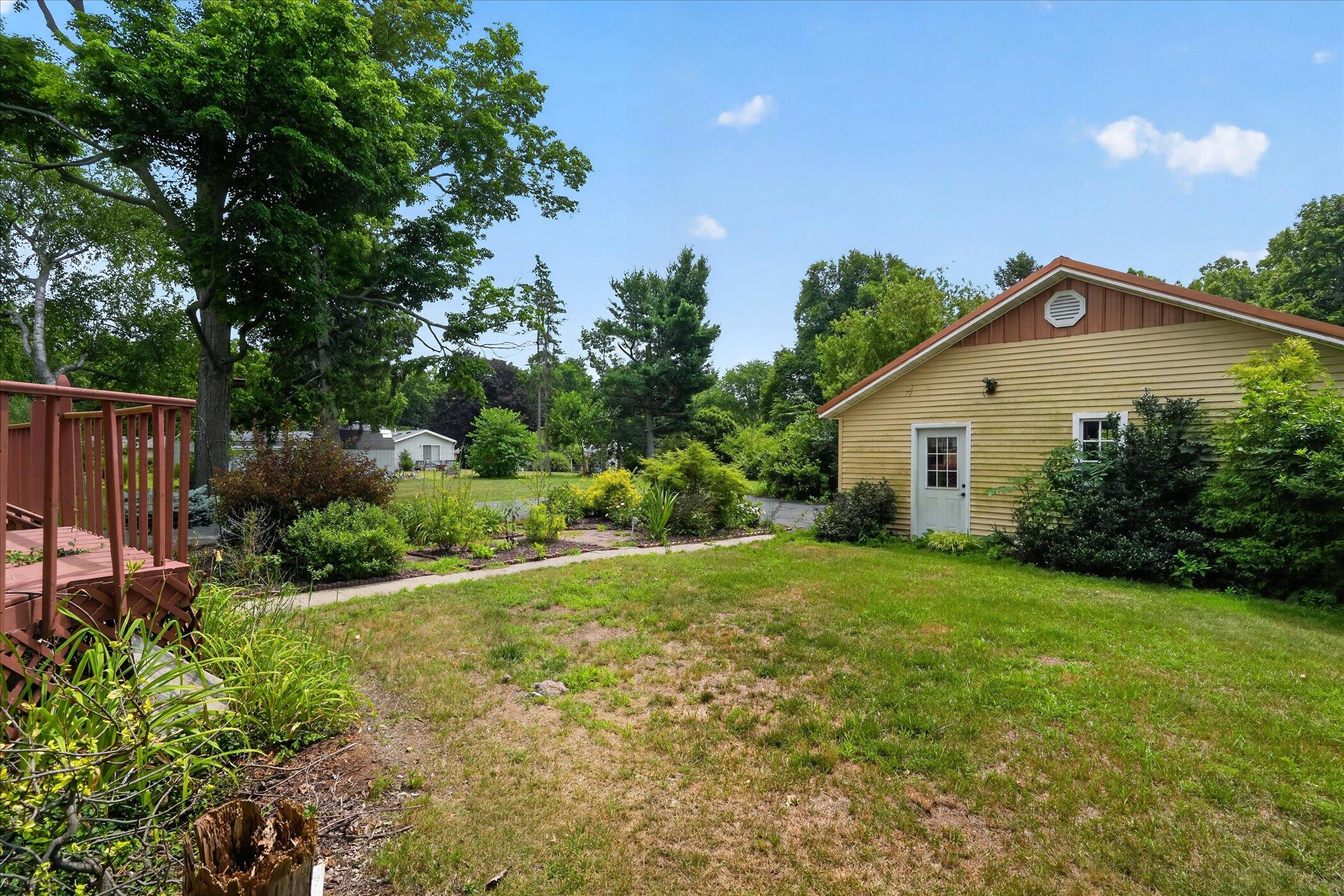 1318 E Michigan Avenue Property Photo 50