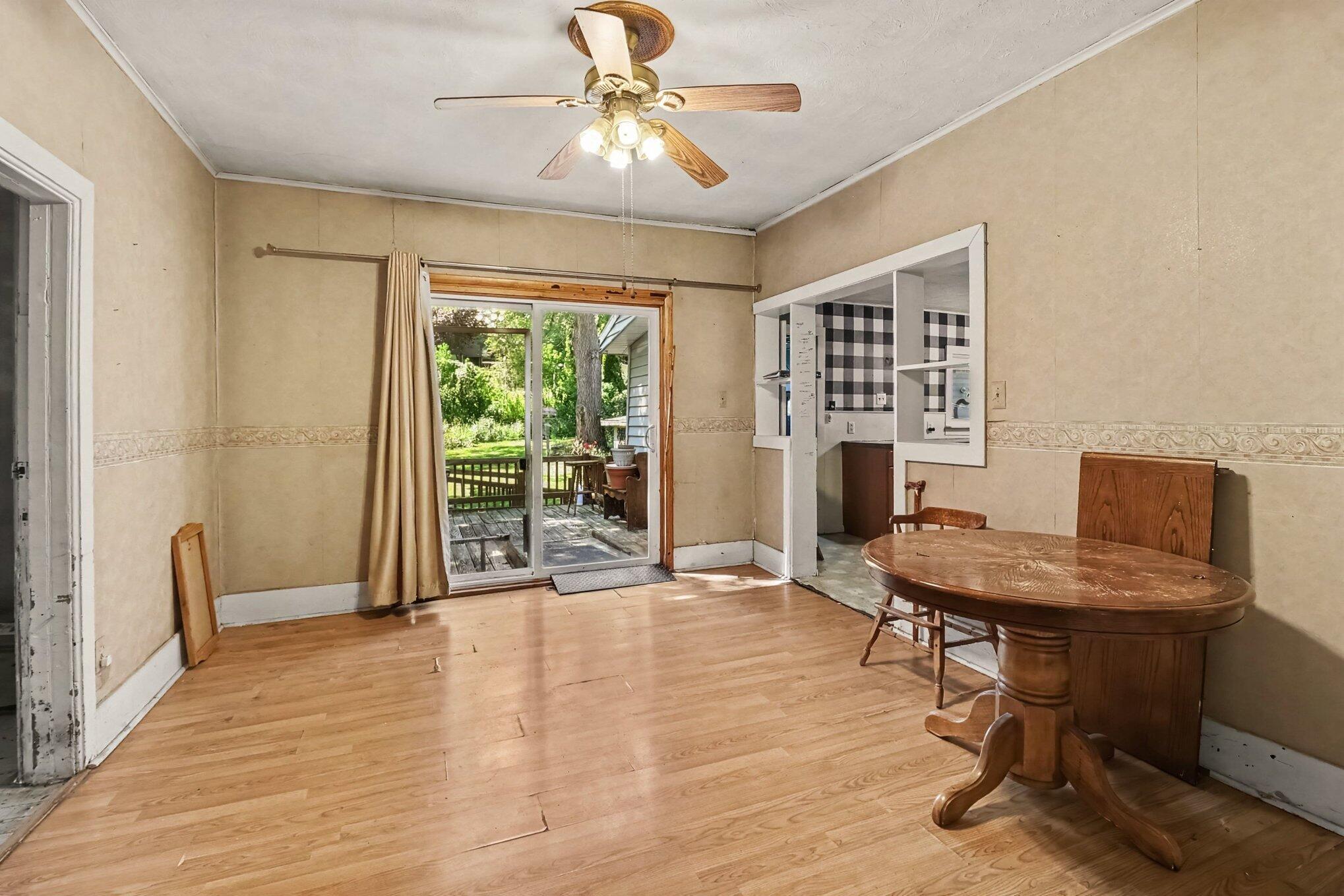 263 10th Street Property Photo 3