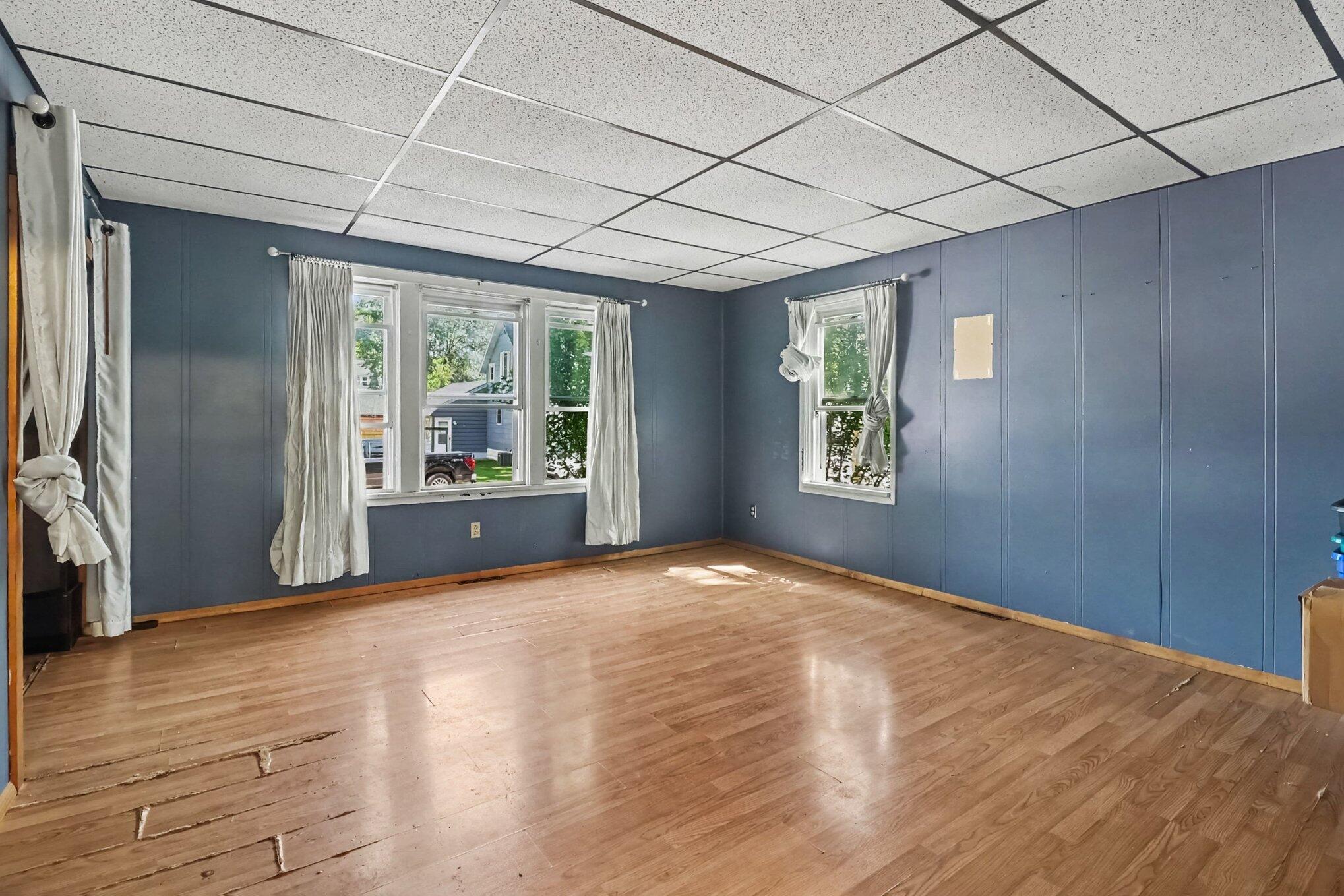 263 10th Street Property Photo 12