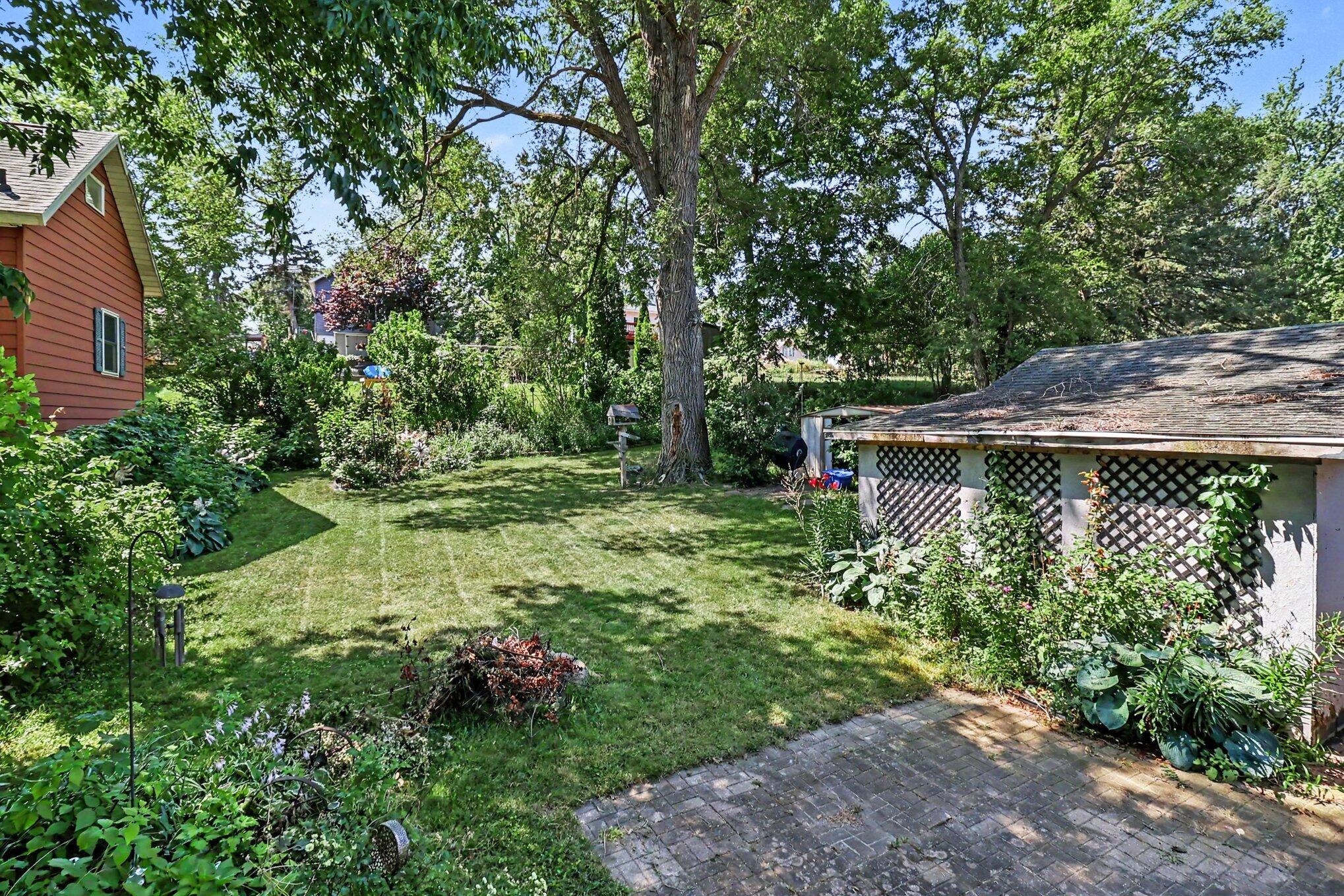 263 10th Street Property Photo 27