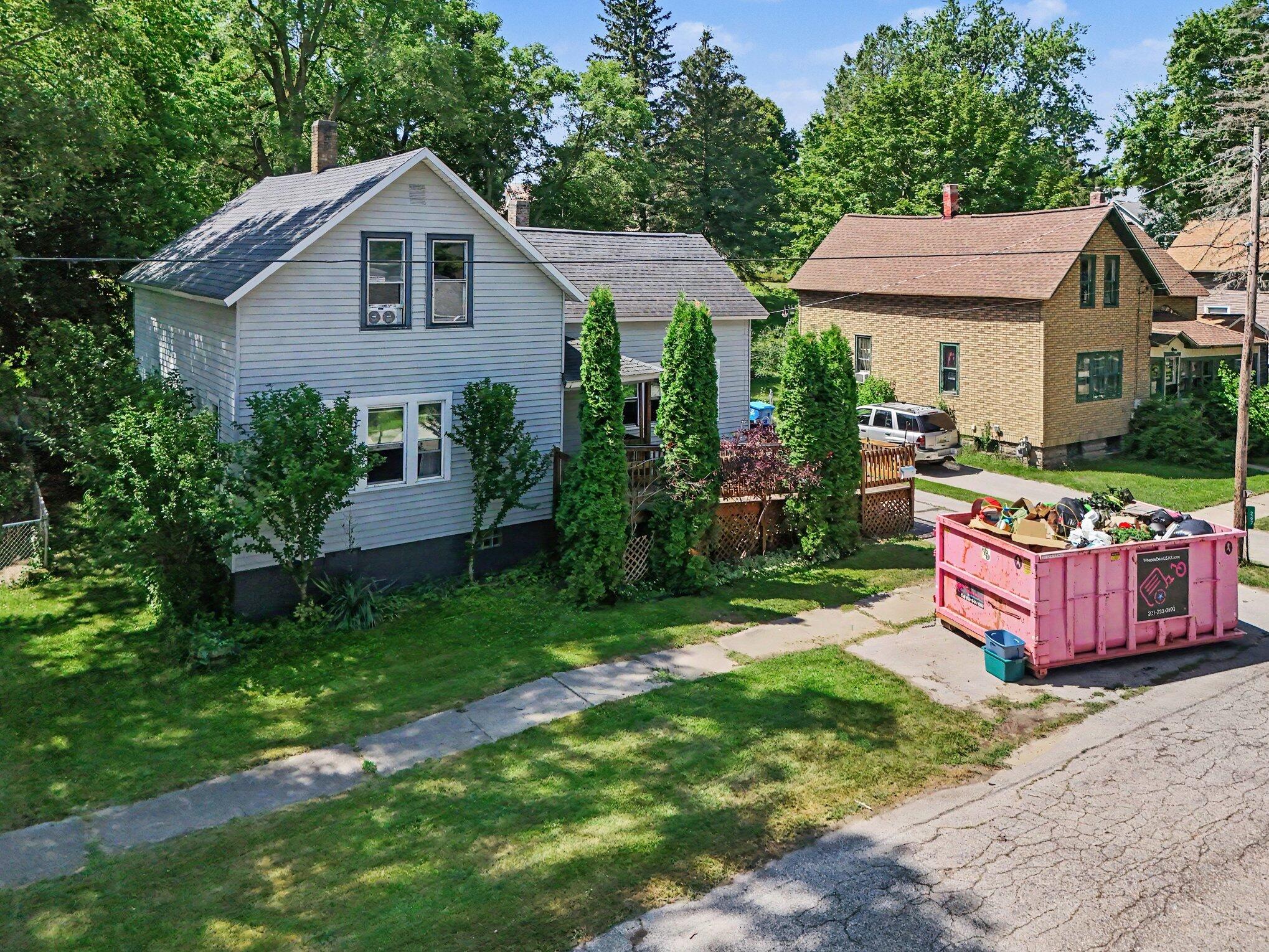 263 10th Street Property Photo 29