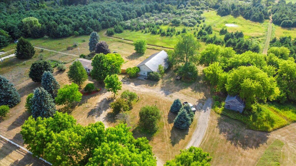 11383 Bale Road Property Photo 2