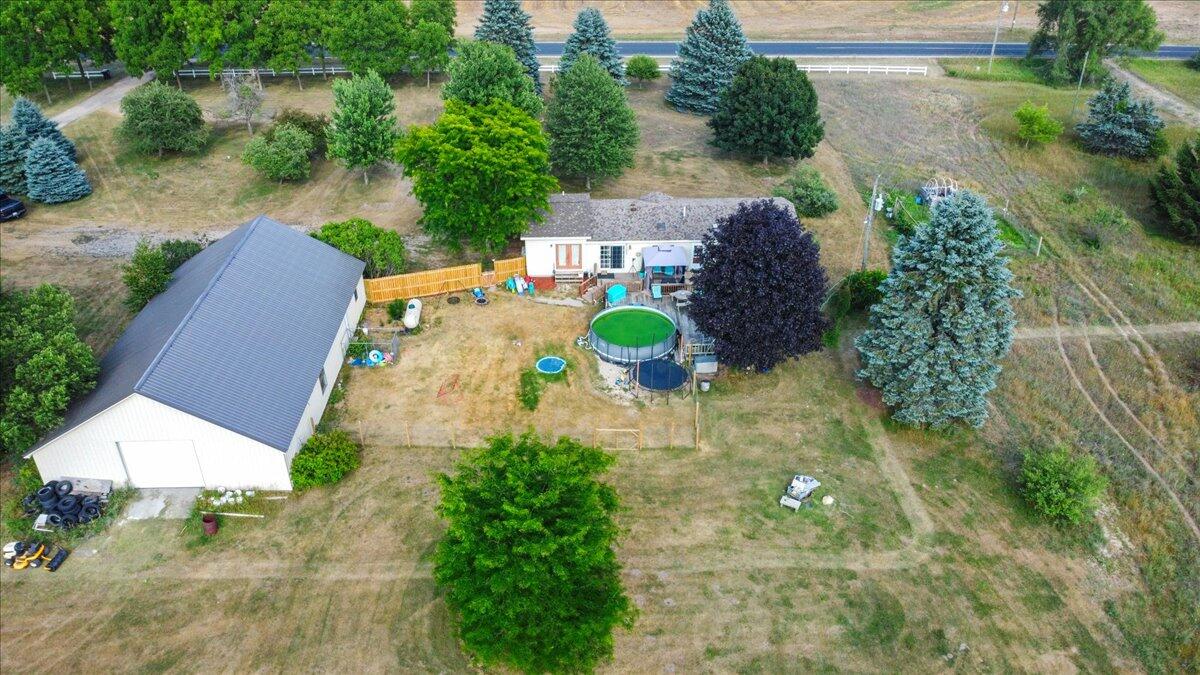 11383 Bale Road Property Photo 3