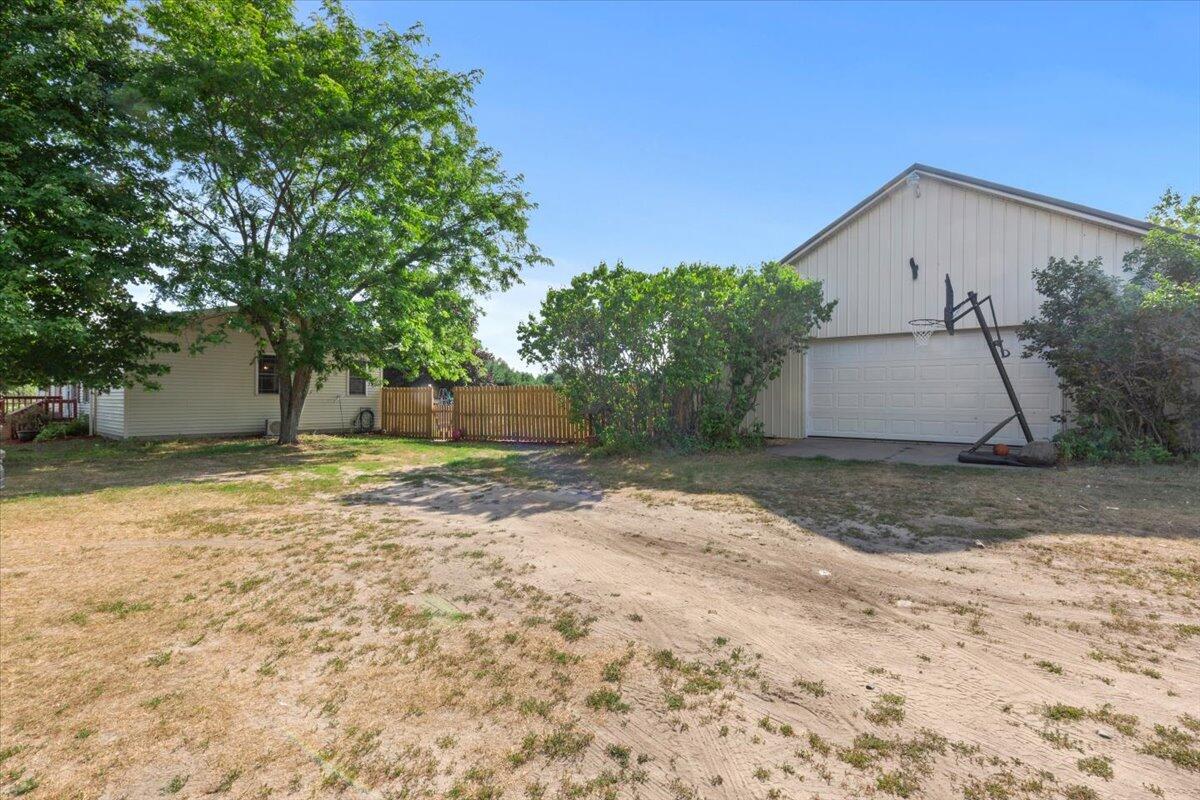 11383 Bale Road Property Photo 6