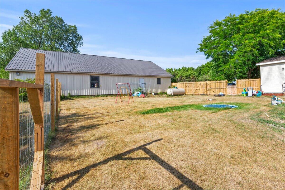 11383 Bale Road Property Photo 10