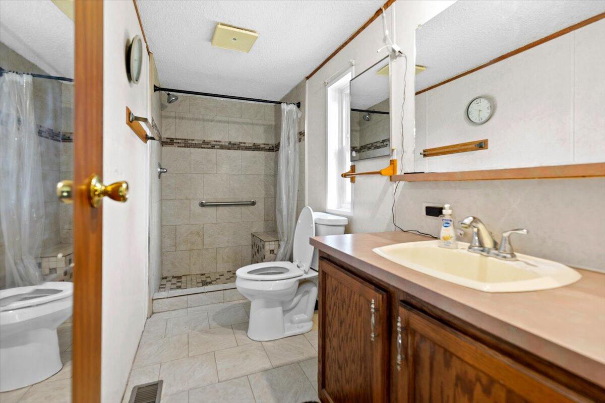 11383 Bale Road Property Photo 28