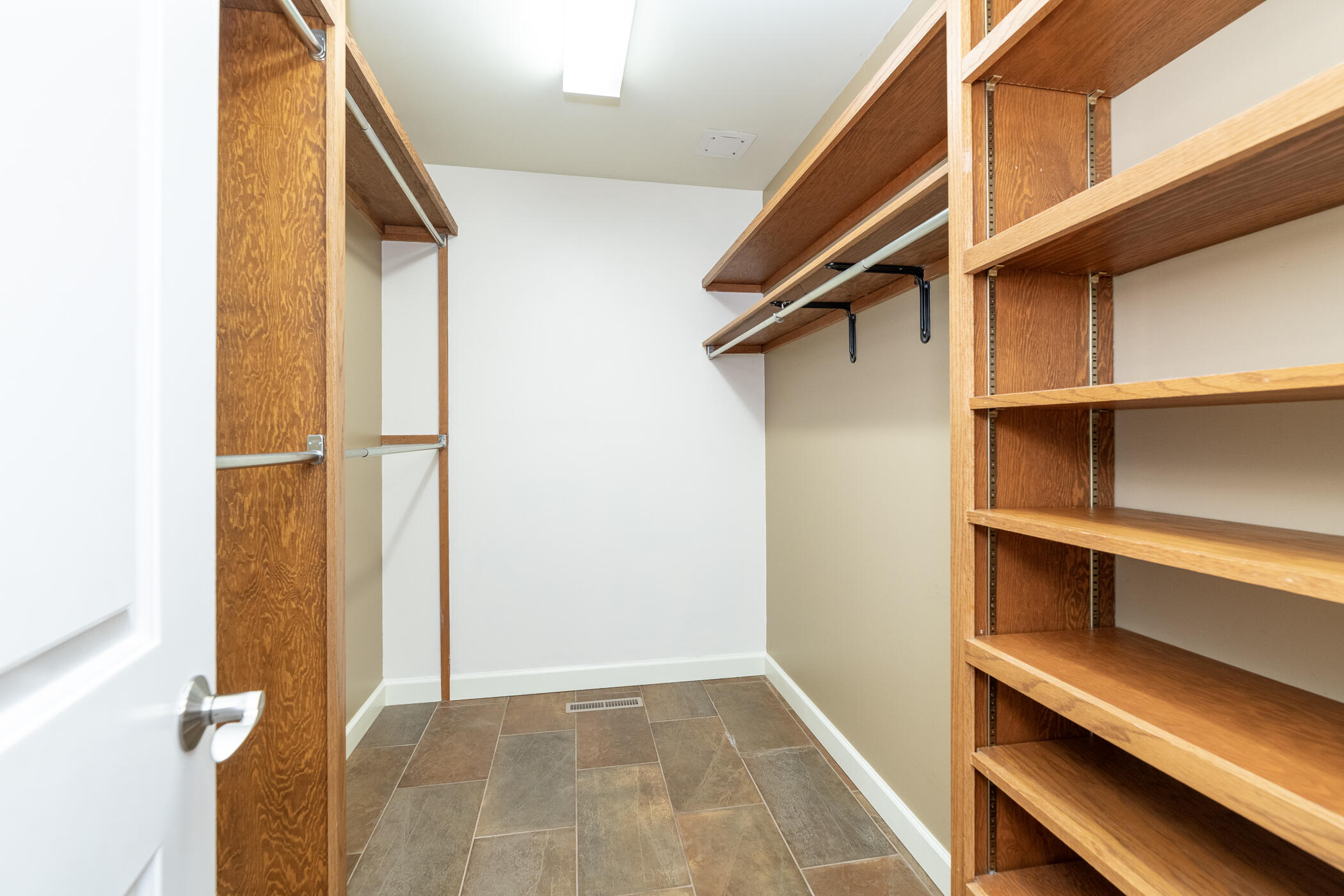 7129 Lakeridge Place Property Photo 27