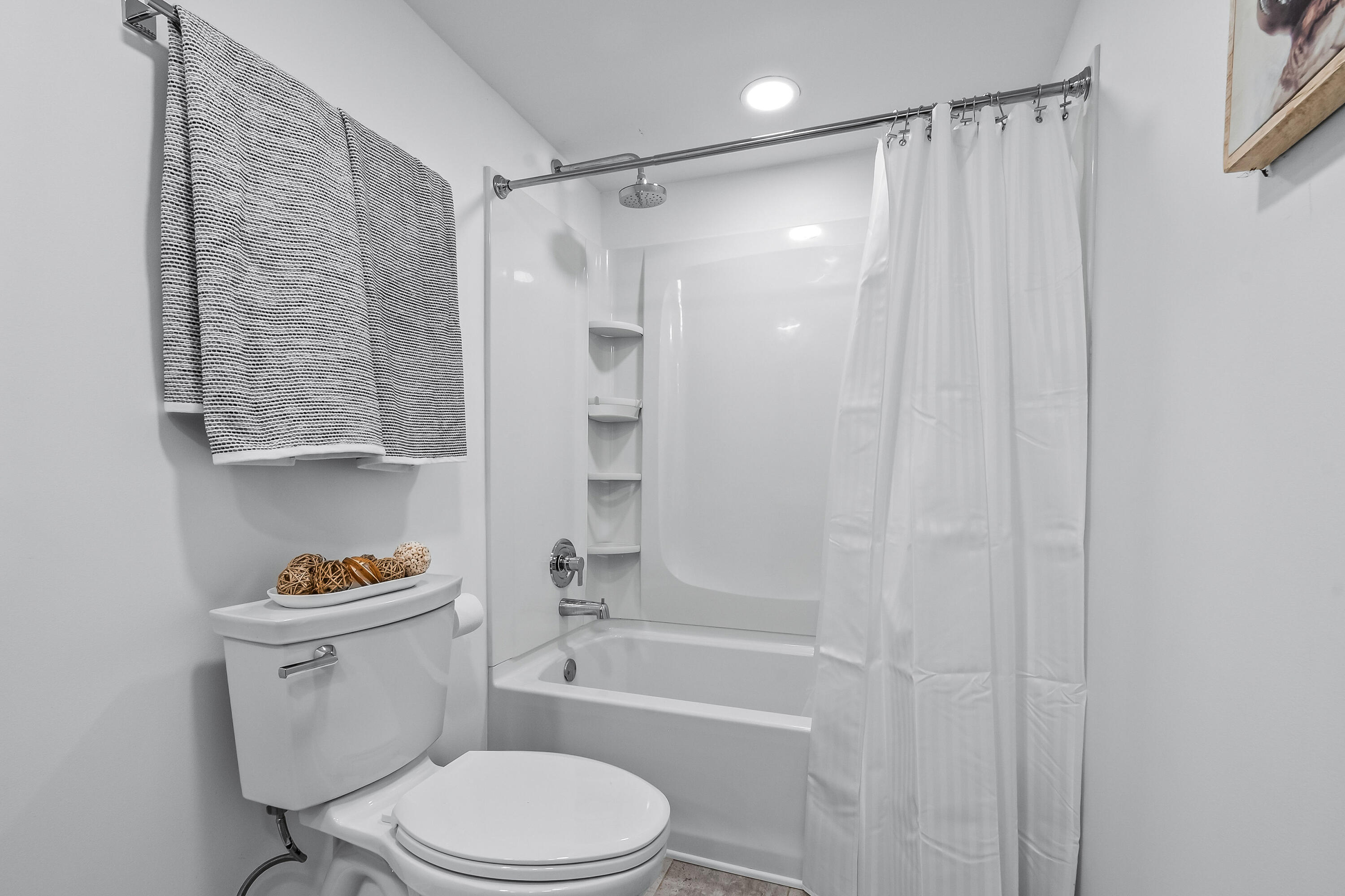 4720 Nirvana Drive Property Photo 48