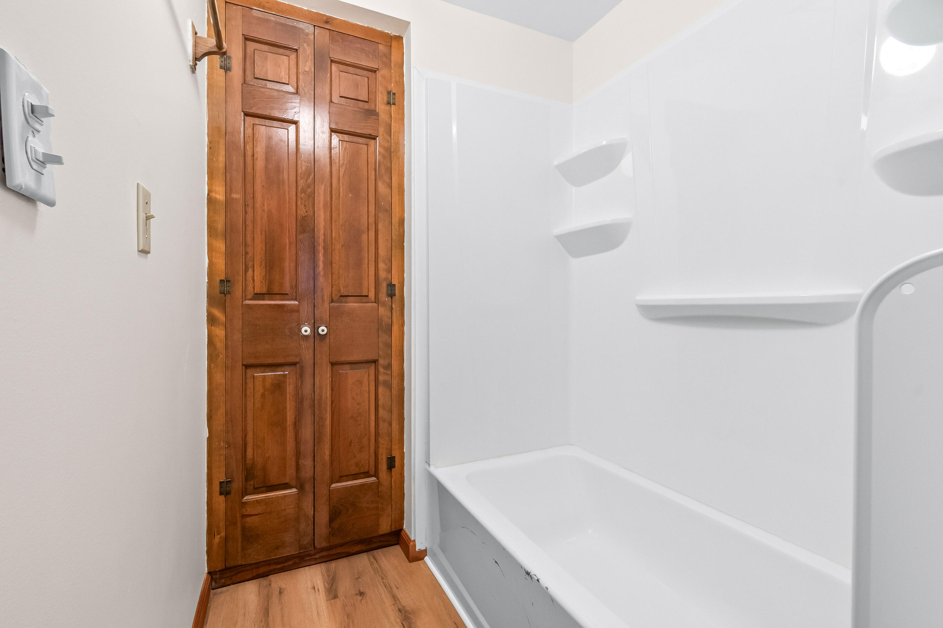 118 W Chicago Road Property Photo 28
