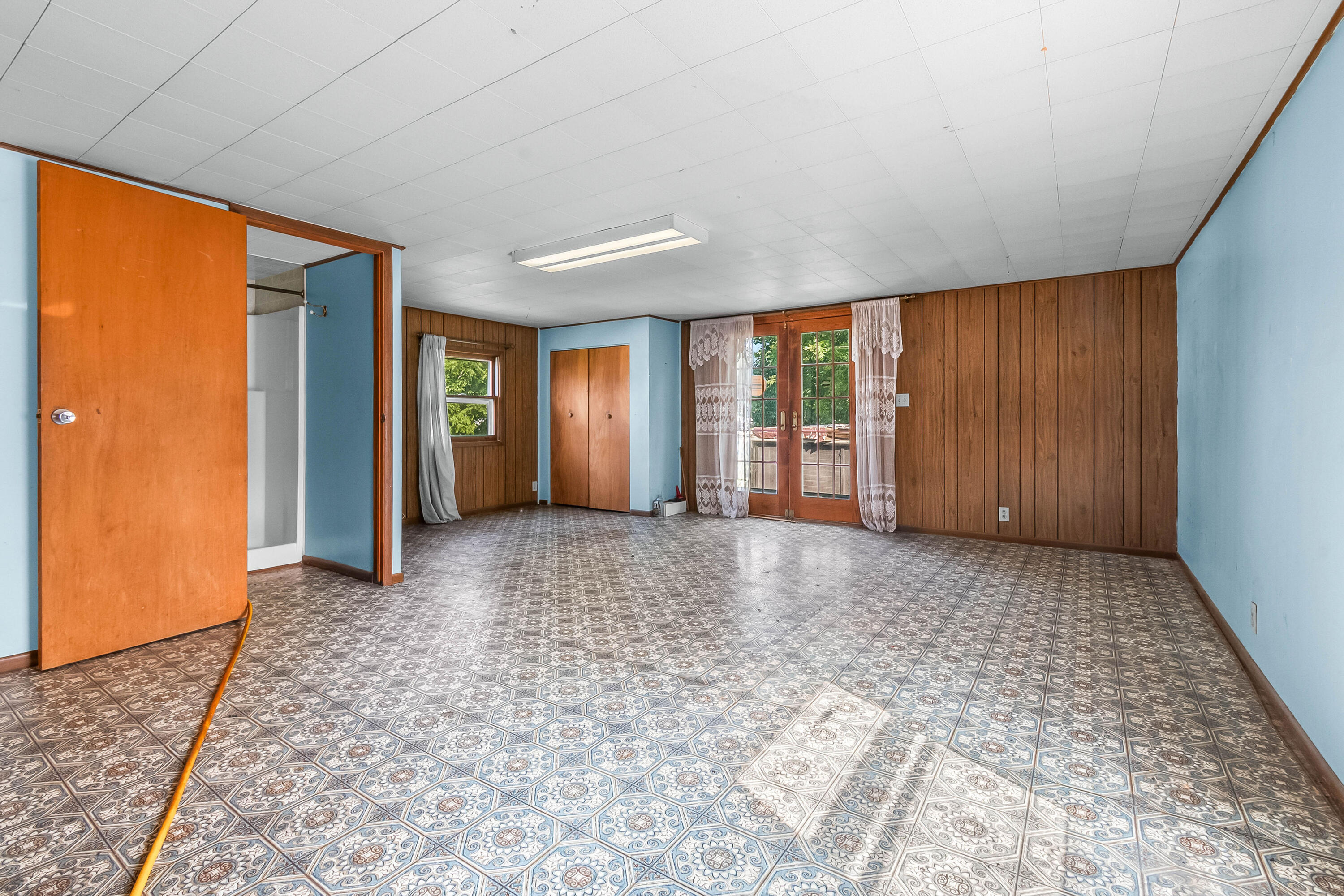 118 W Chicago Road Property Photo 31