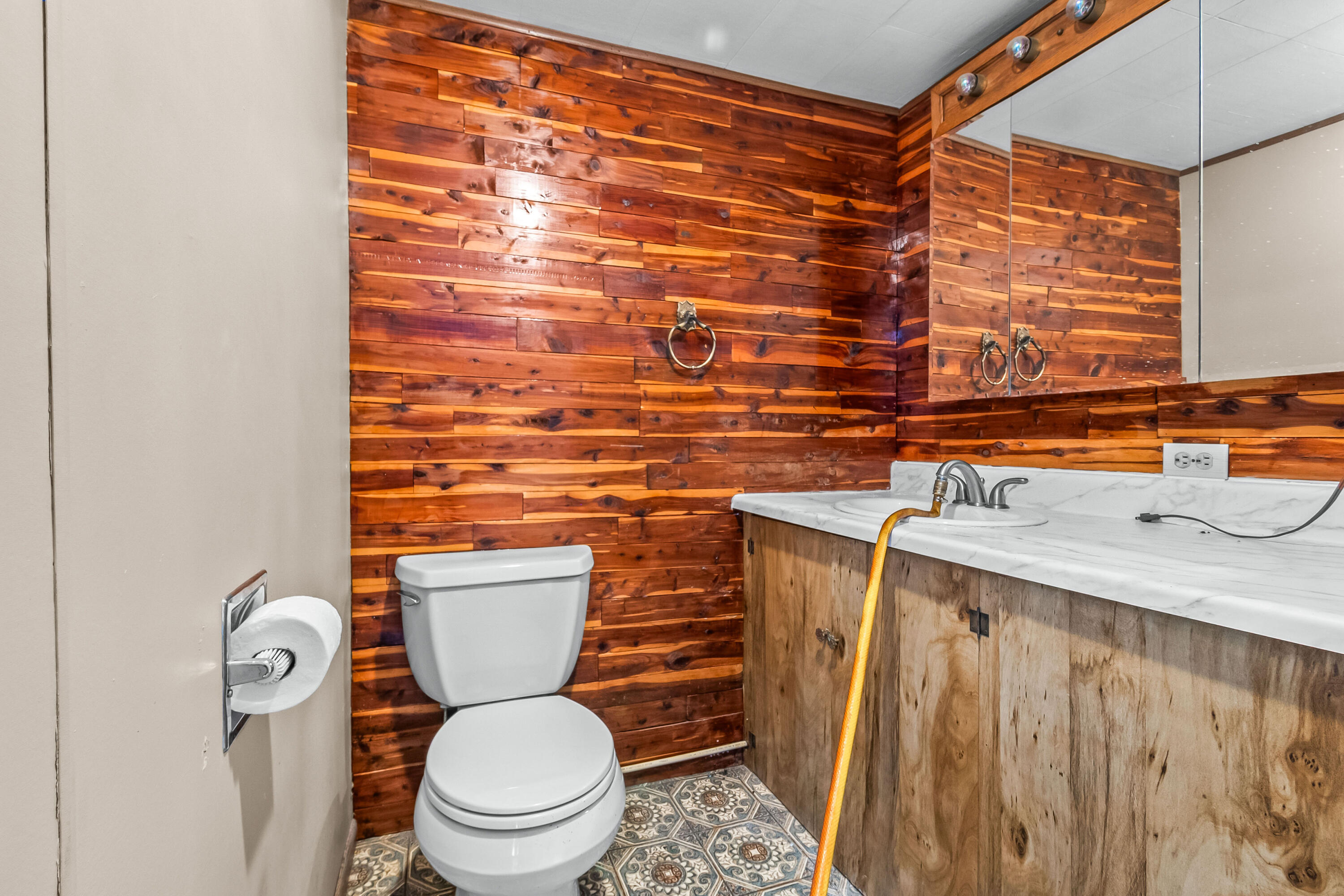 118 W Chicago Road Property Photo 33