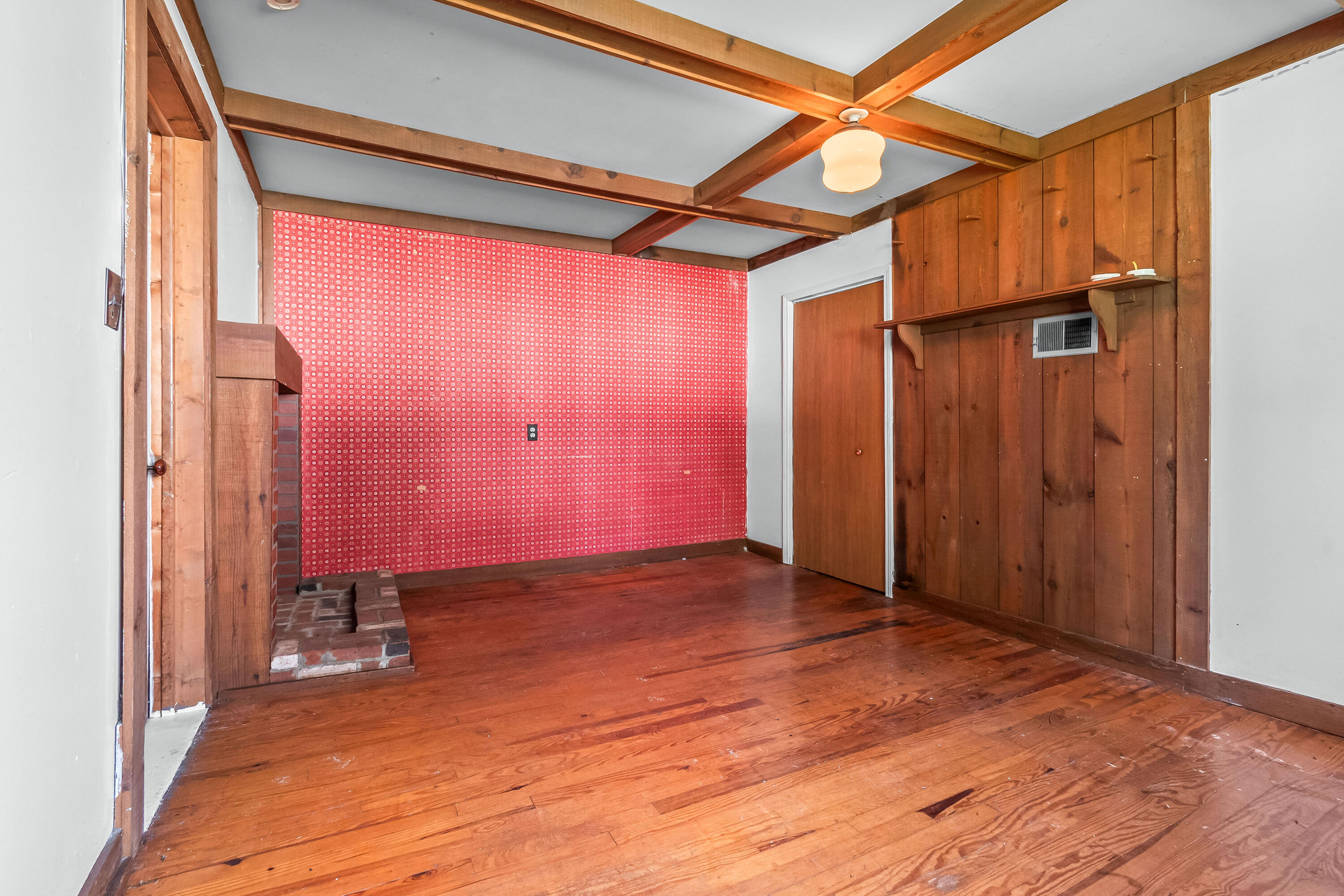 118 W Chicago Road Property Photo 44