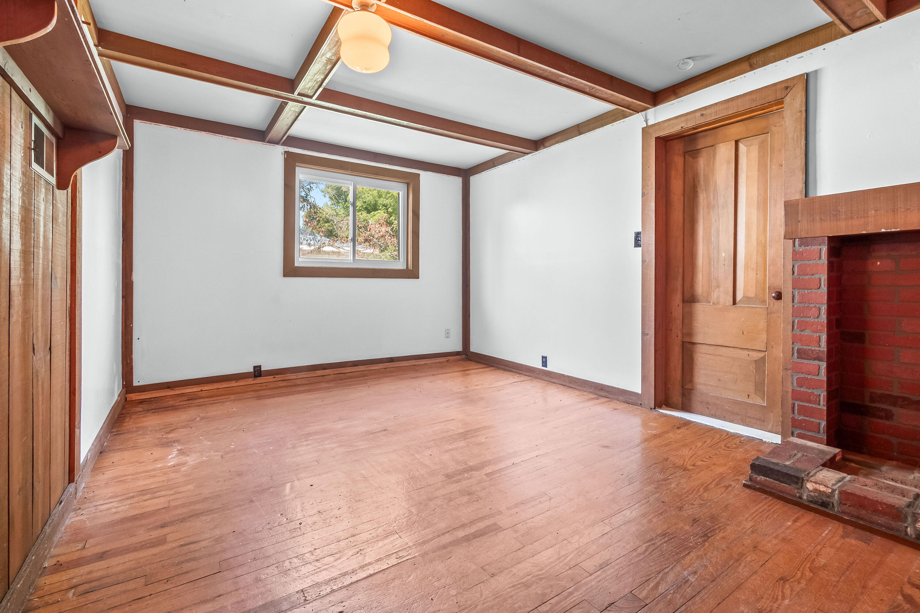 118 W Chicago Road Property Photo 45
