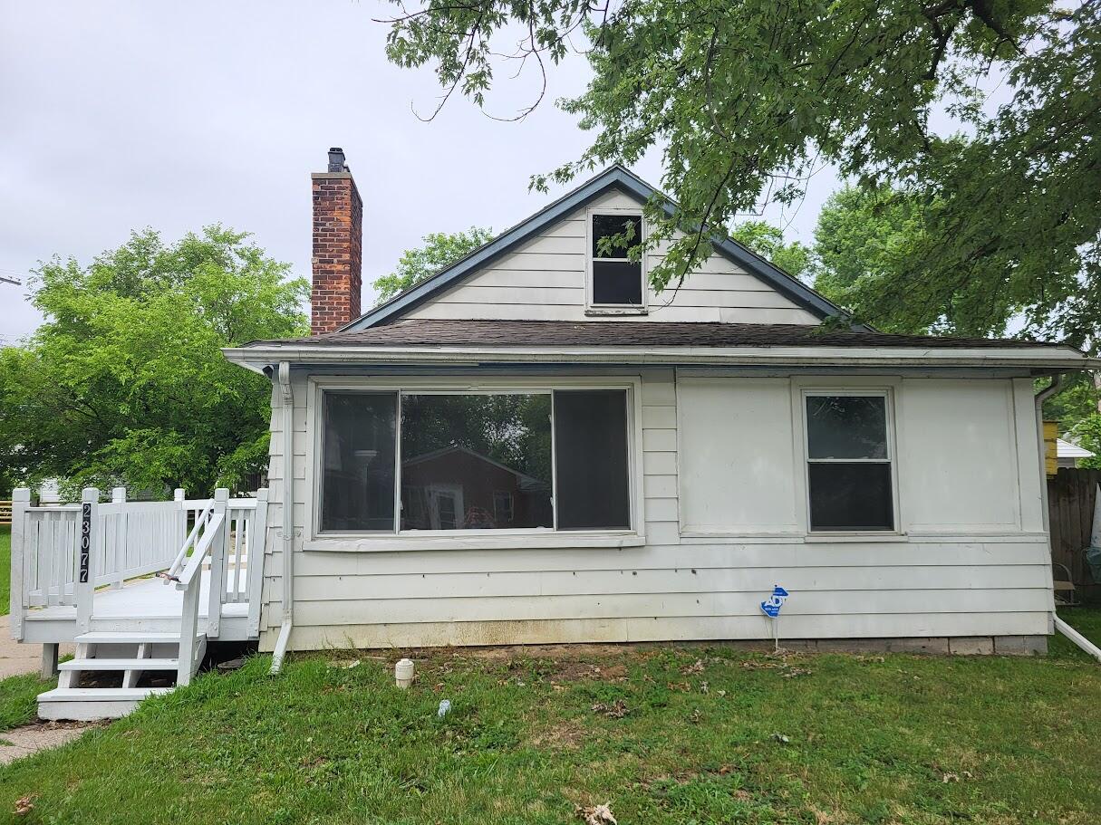 23077 Piper Avenue Property Photo 1