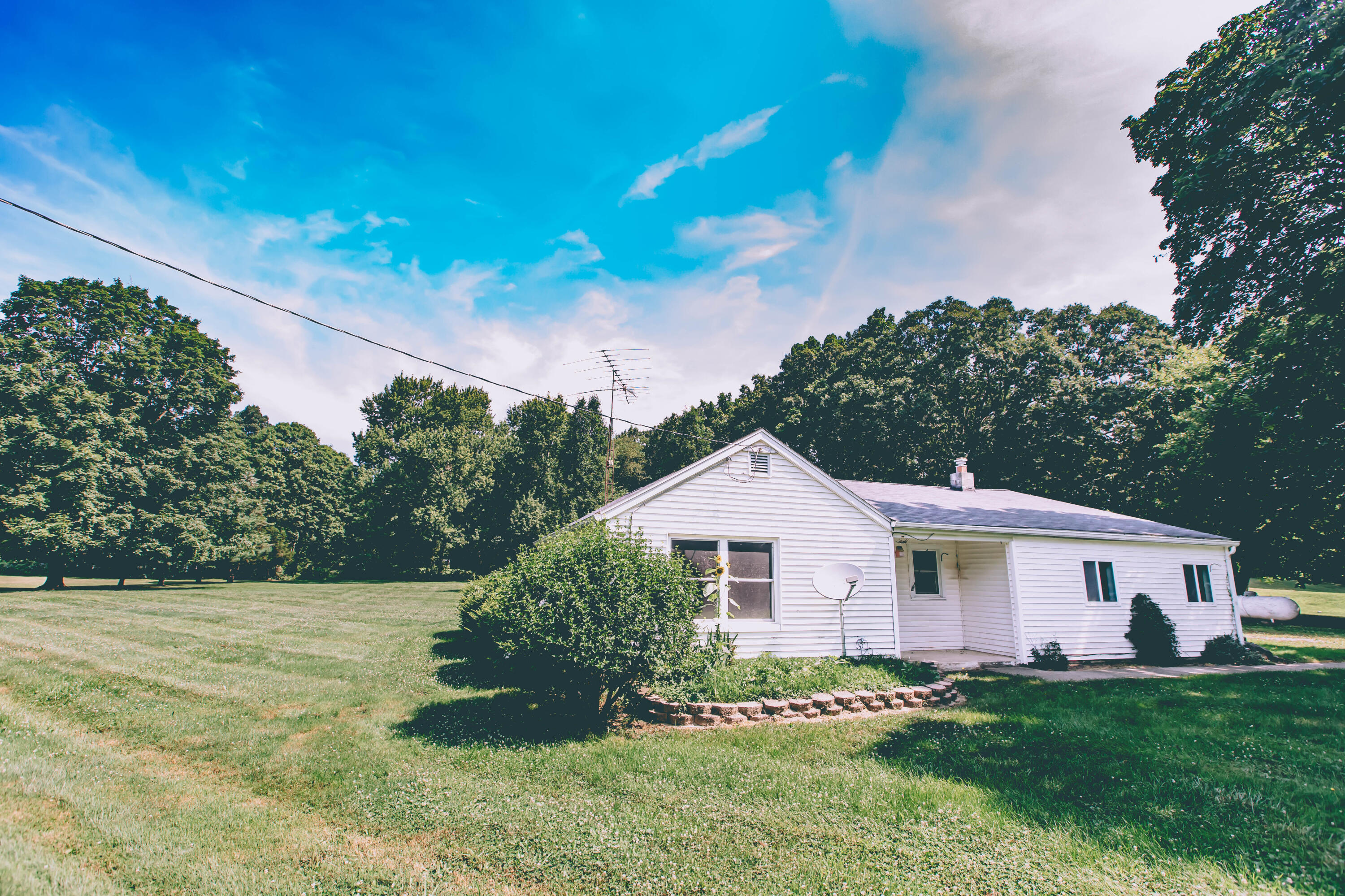 1072 E Territorial Road N Property Photo 3