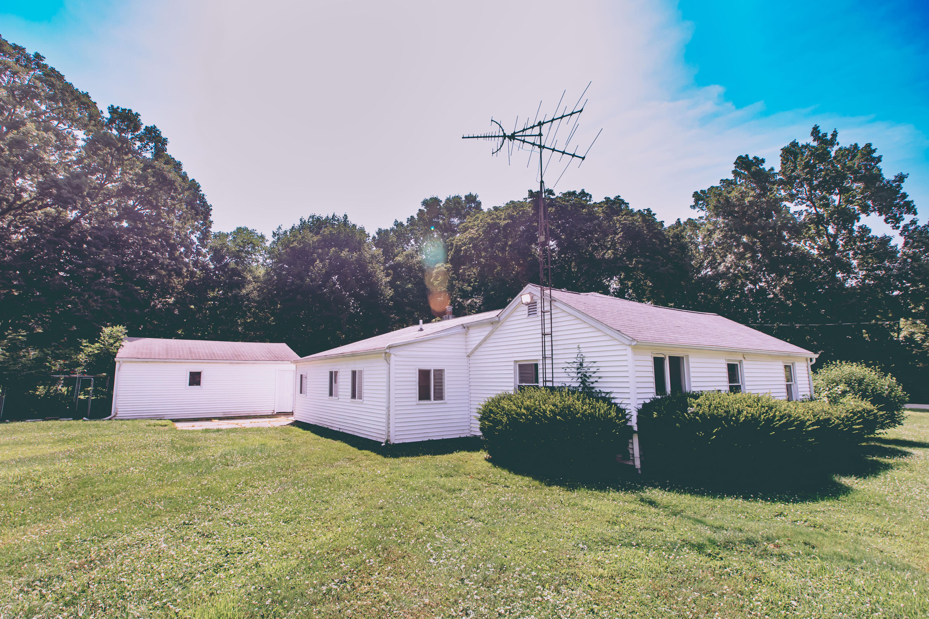 1072 E Territorial Road N Property Photo 4