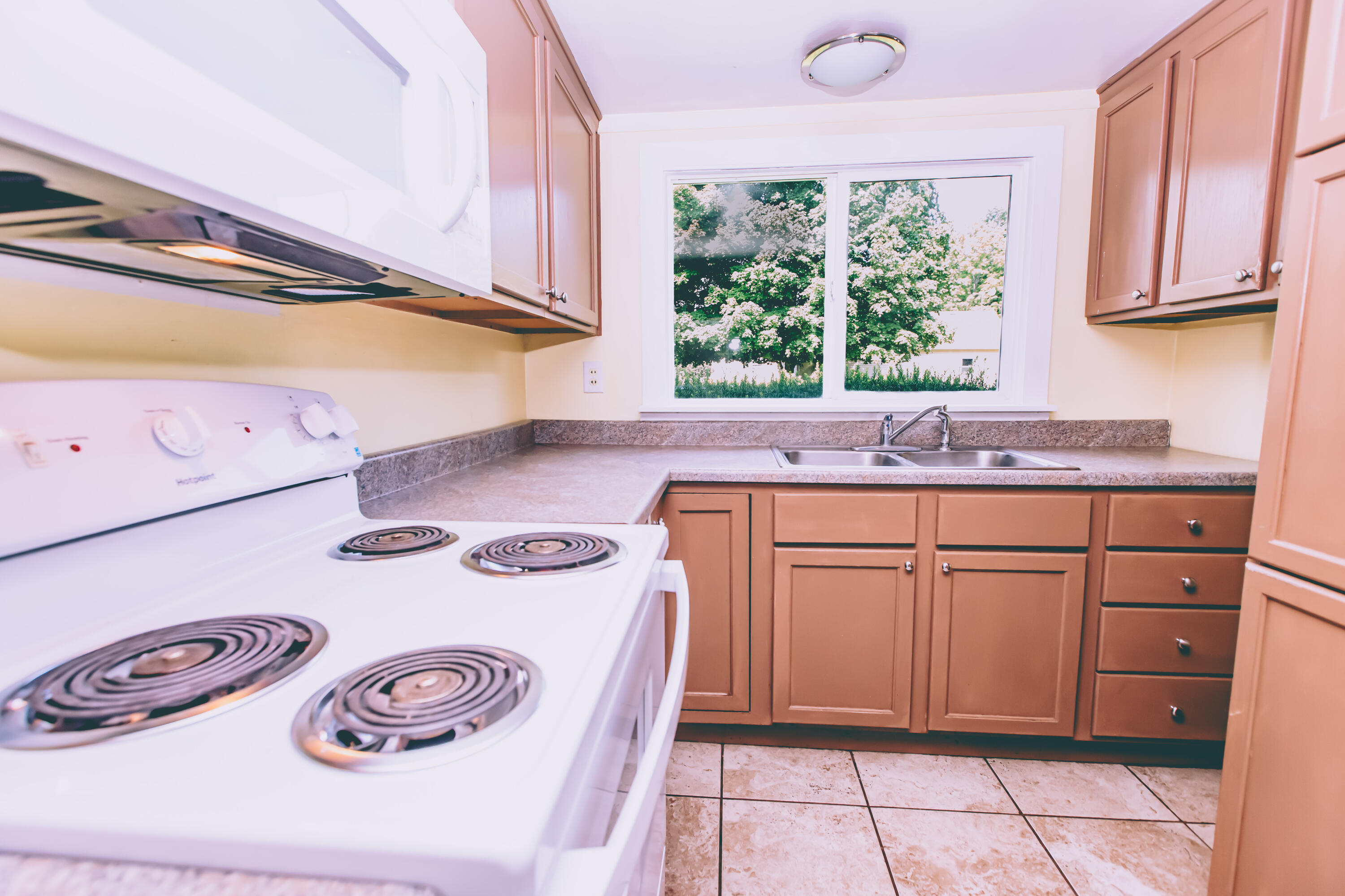 1072 E Territorial Road N Property Photo 9