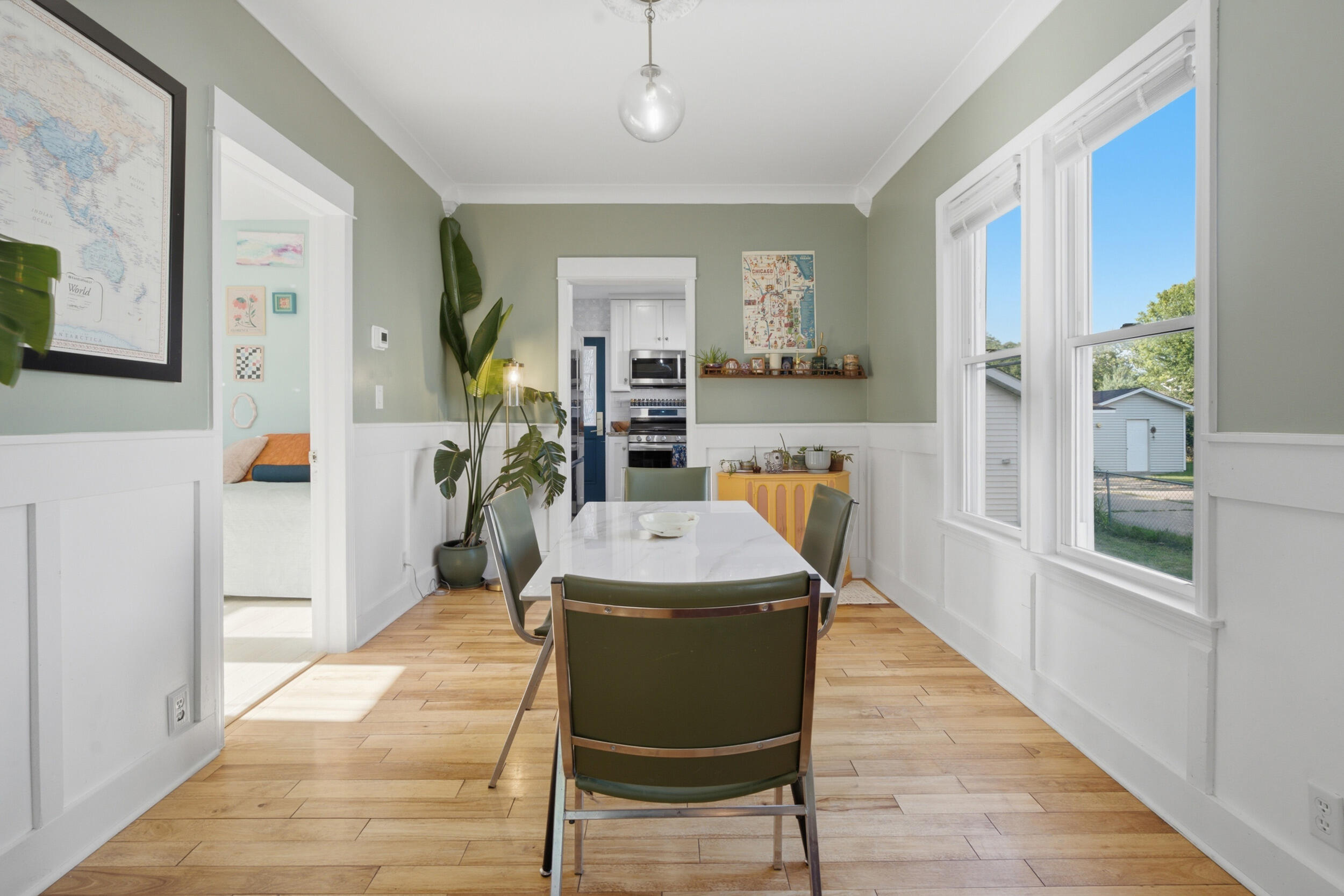 1323 Wolcott Avenue Property Photo 7