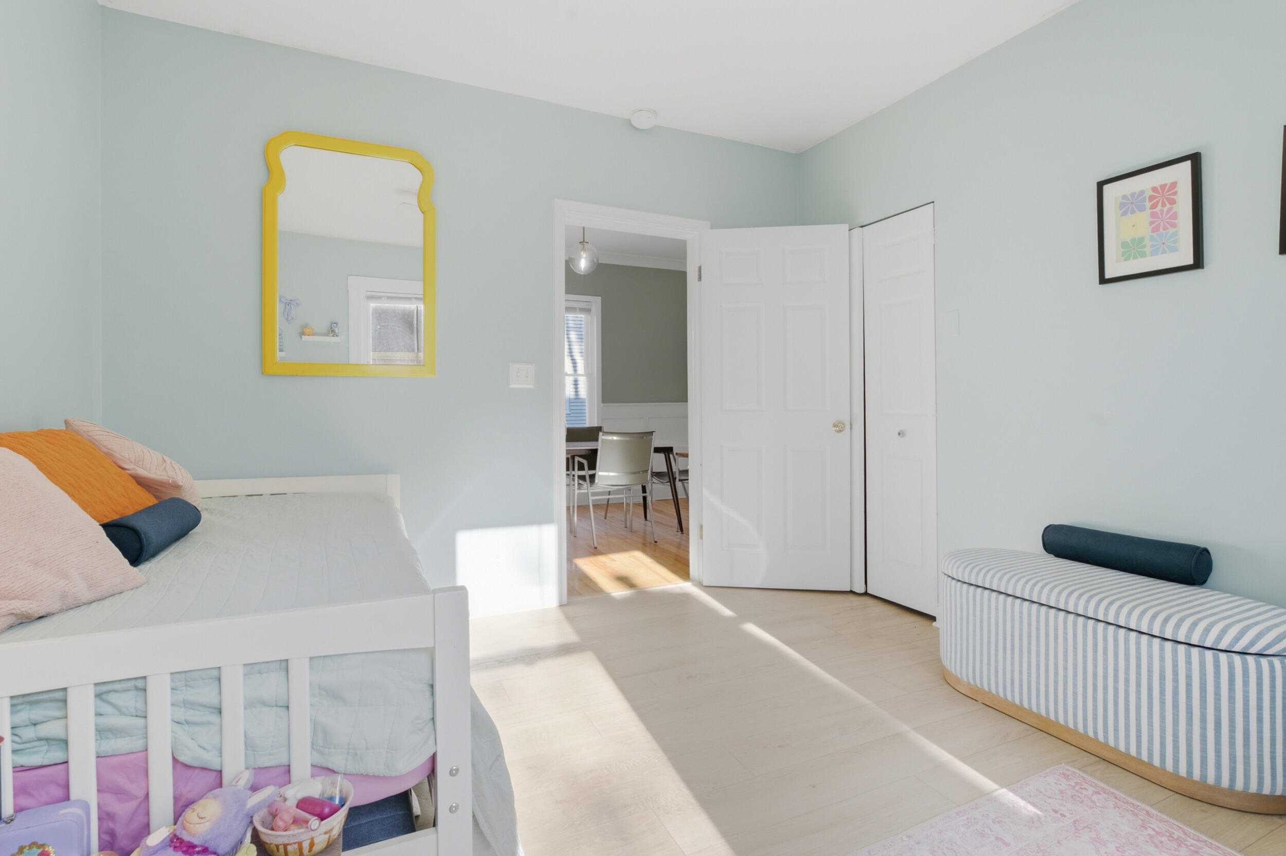 1323 Wolcott Avenue Property Photo 12