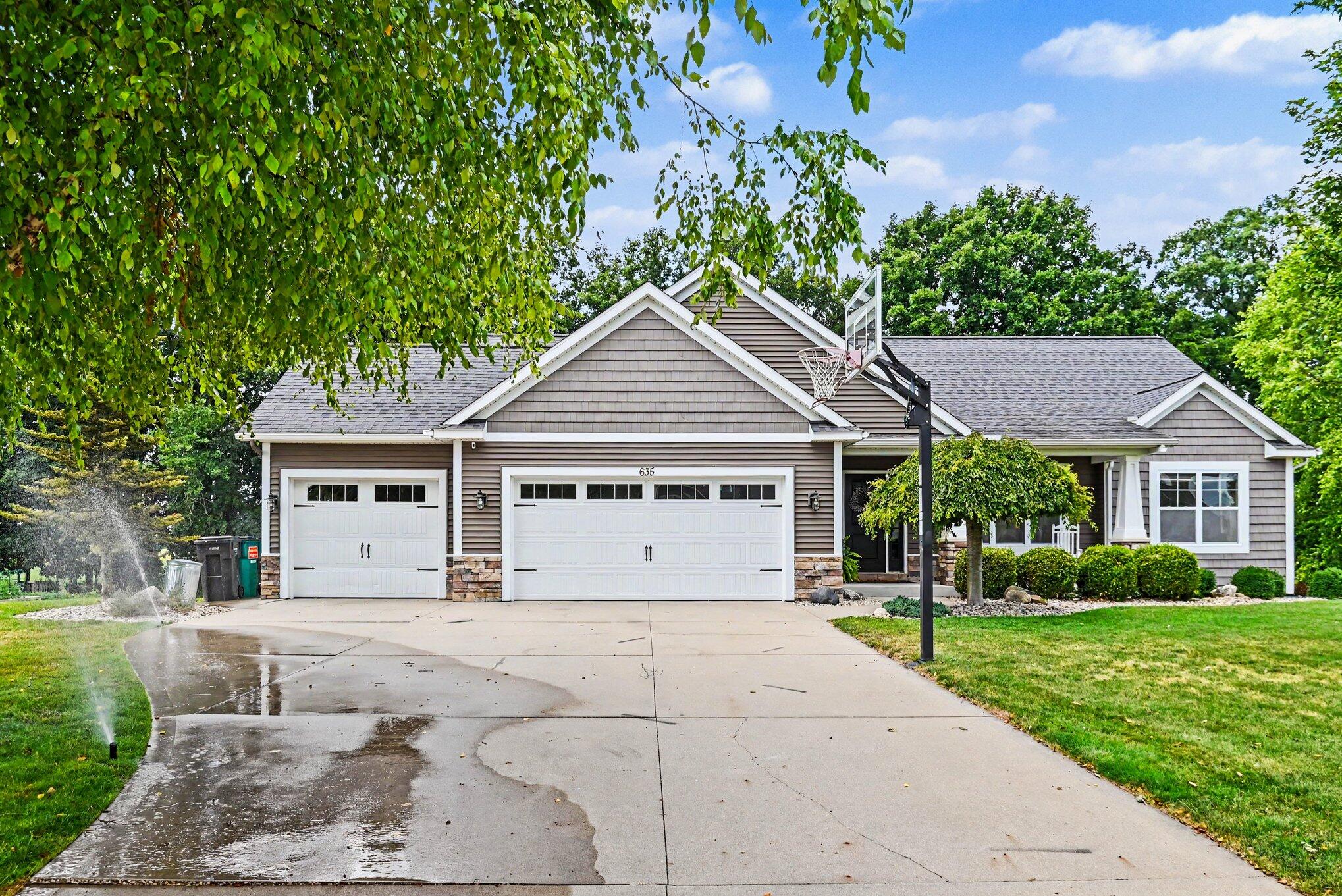 635 Midgrove Drive